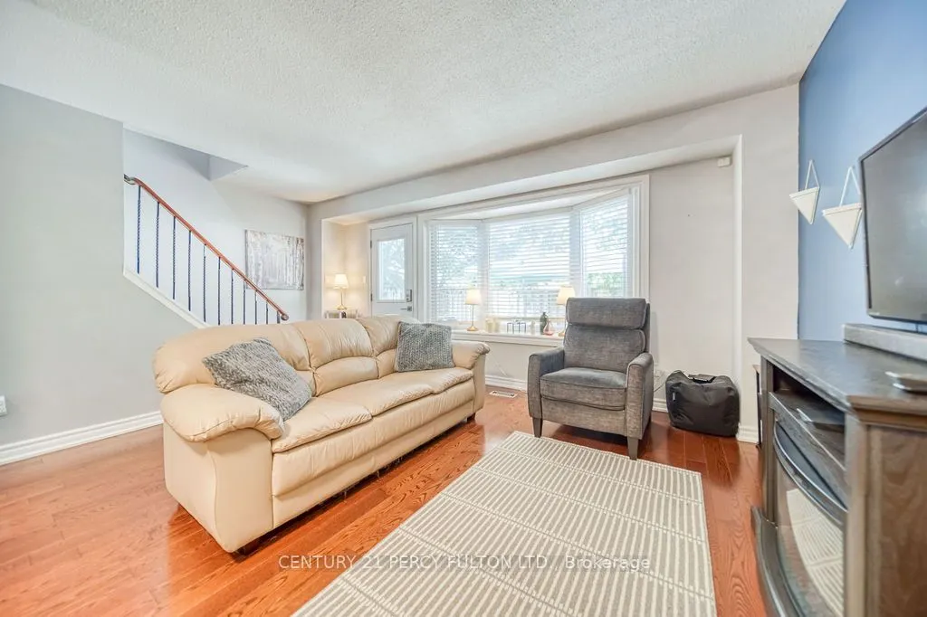 57 Golden Appleway, #111