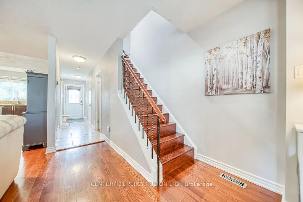 57 Golden Appleway, #111
