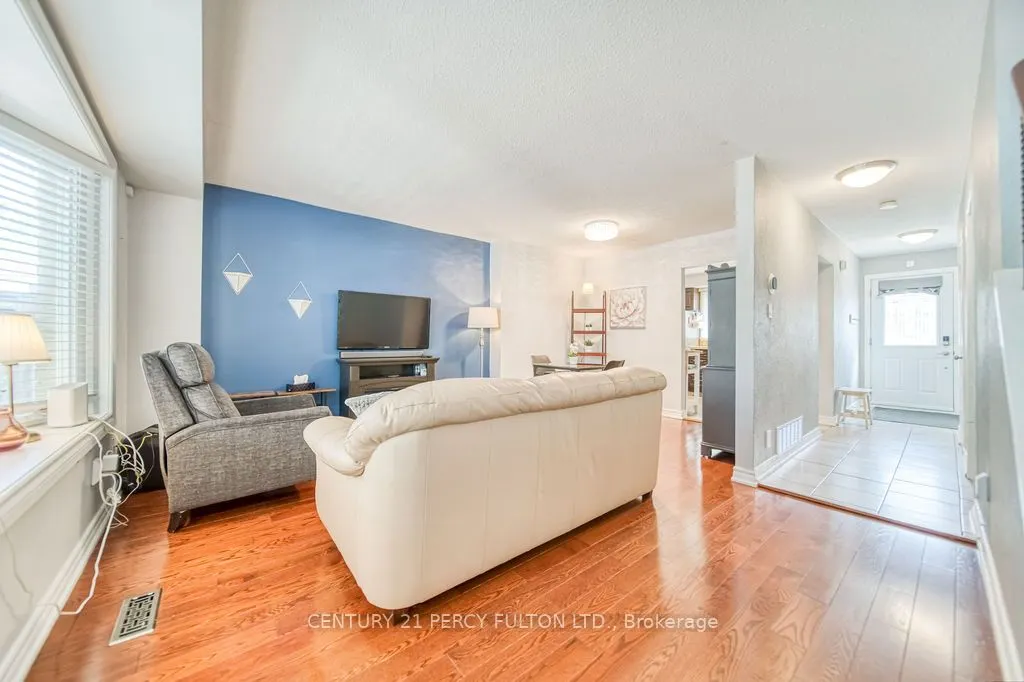 57 Golden Appleway, #111
