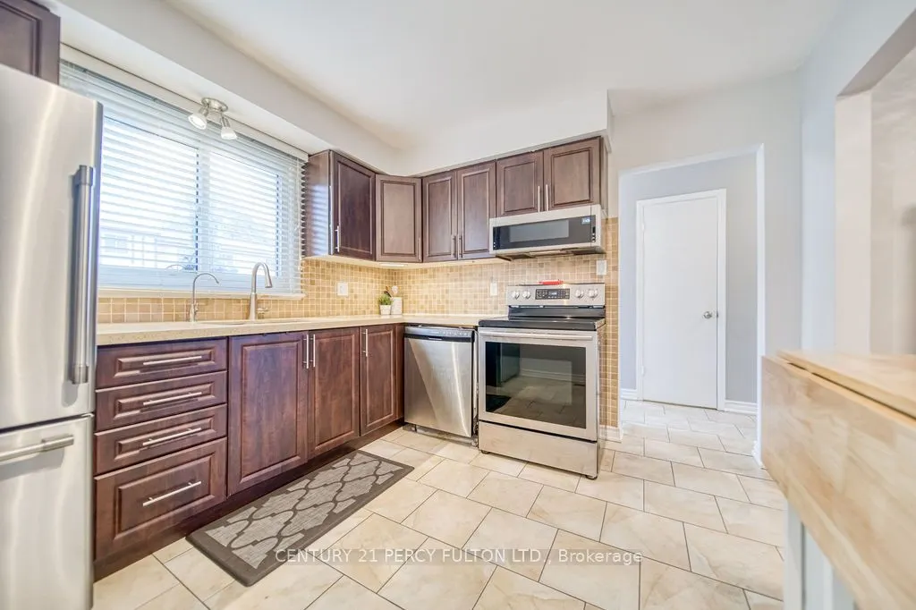 57 Golden Appleway, #111