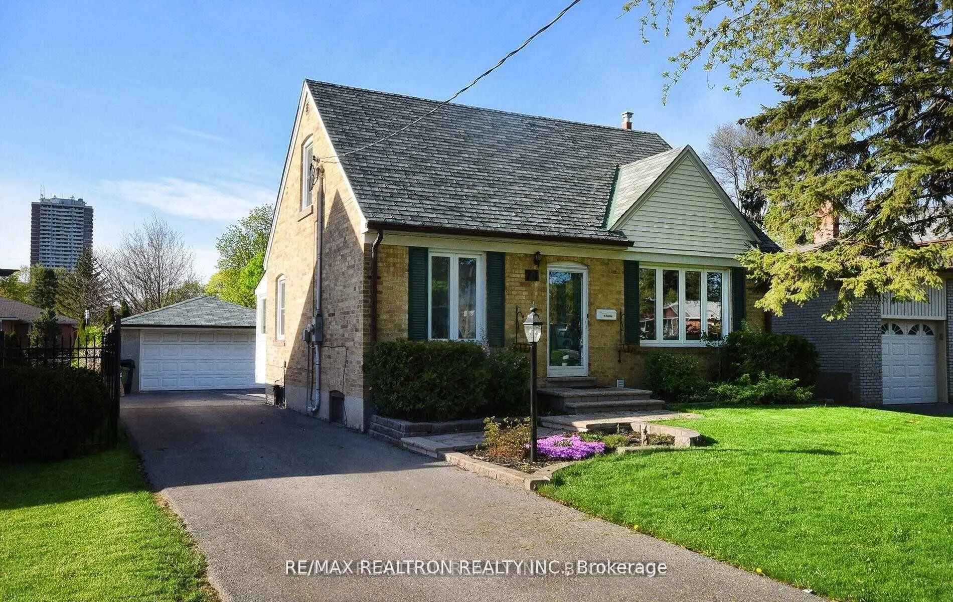 74 Goulding Avenue
