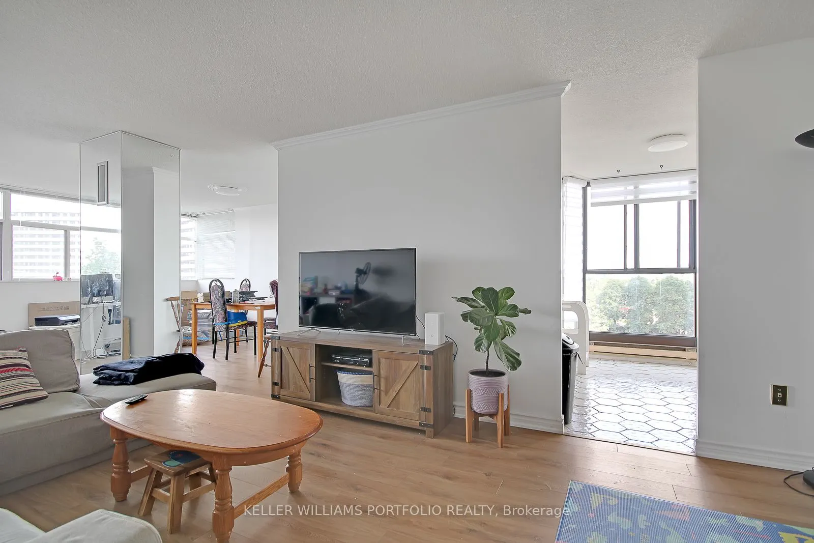 100 Antibes Drive, #702