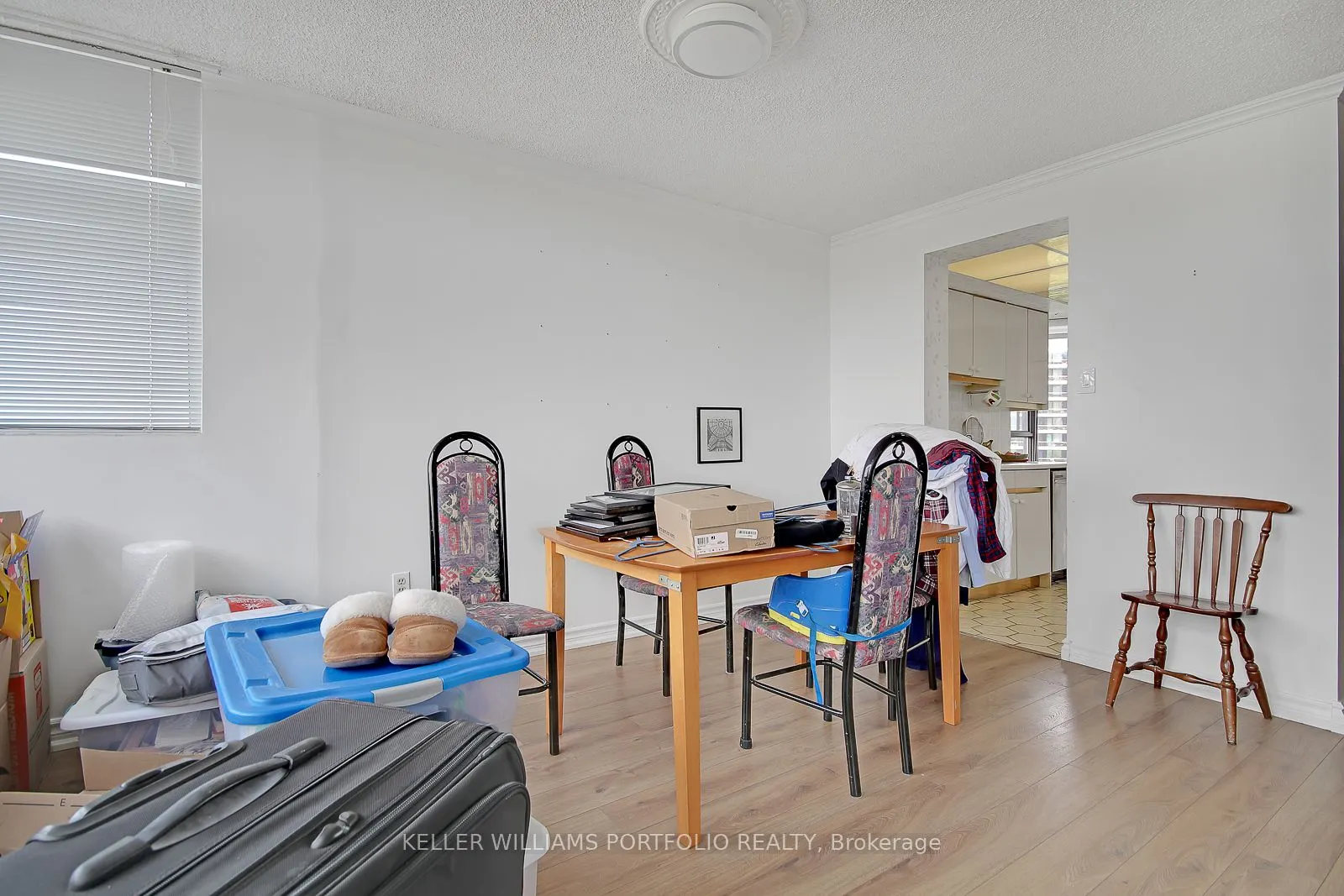 100 Antibes Drive, #702