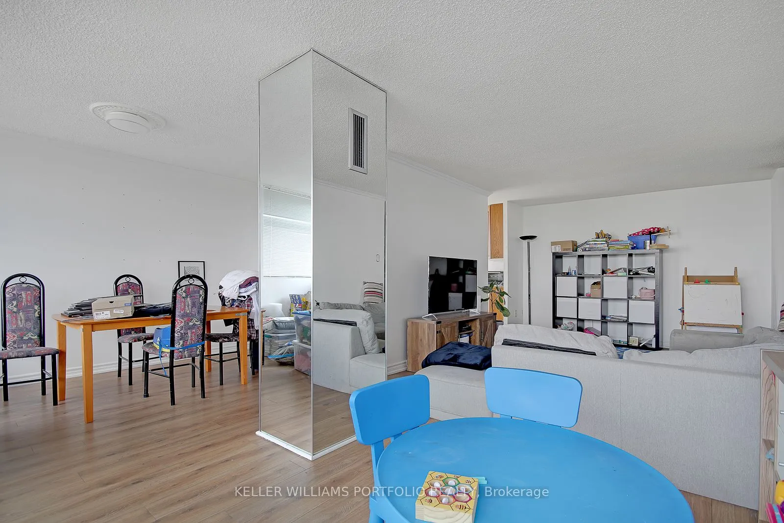 100 Antibes Drive, #702