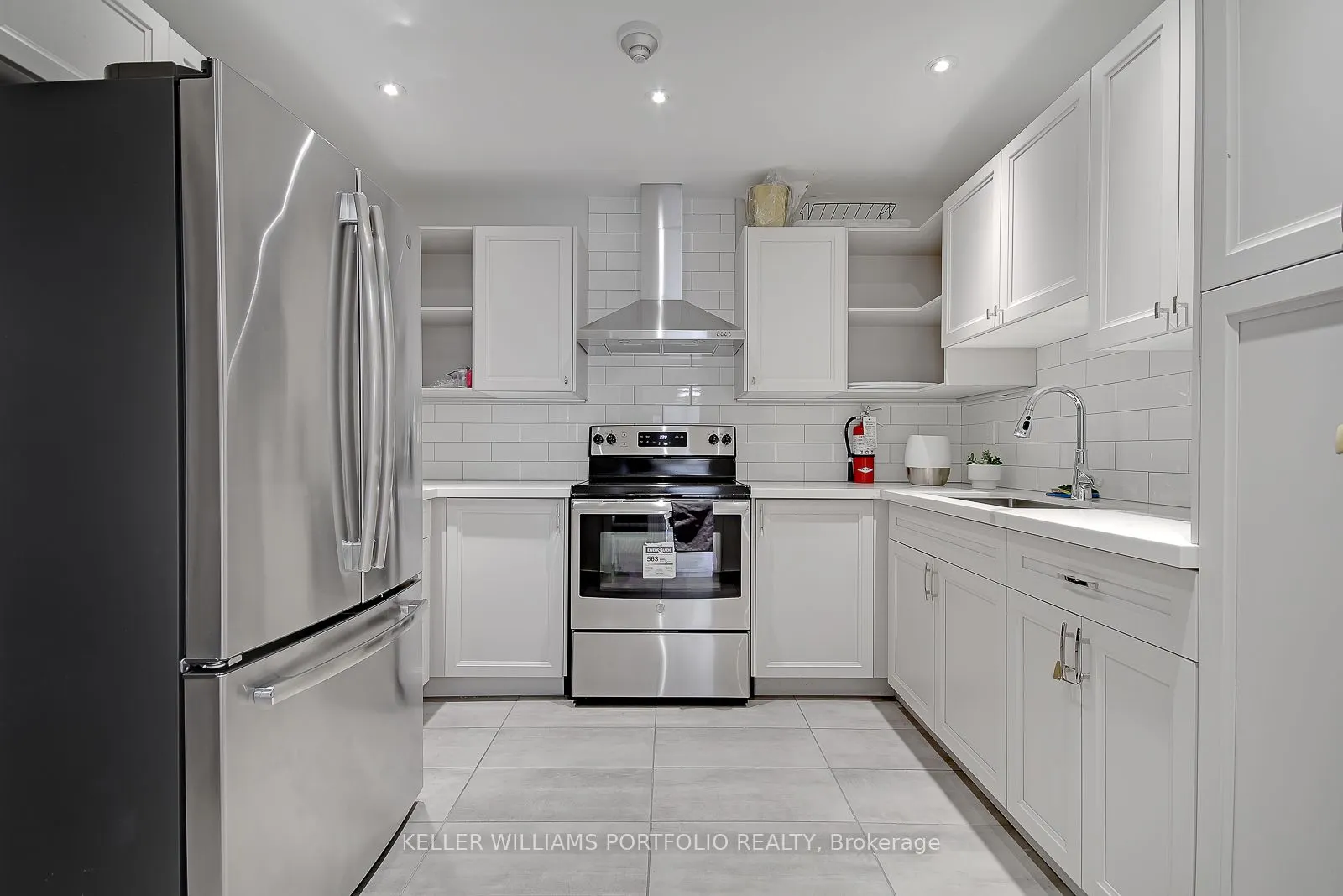 100 Antibes Drive, #702