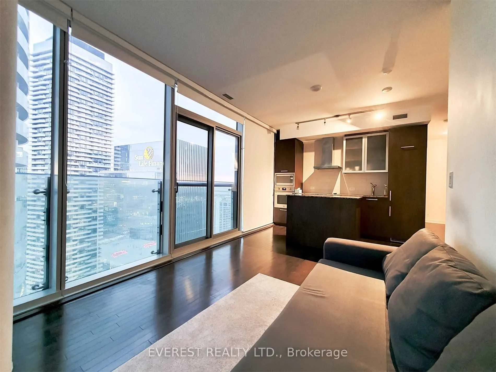 12 York Street, #4110
