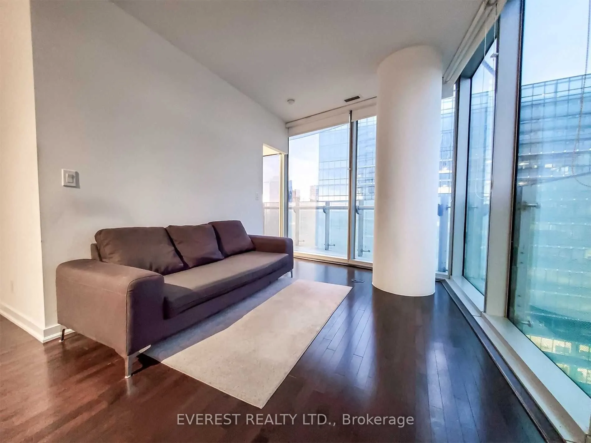 12 York Street, #4110