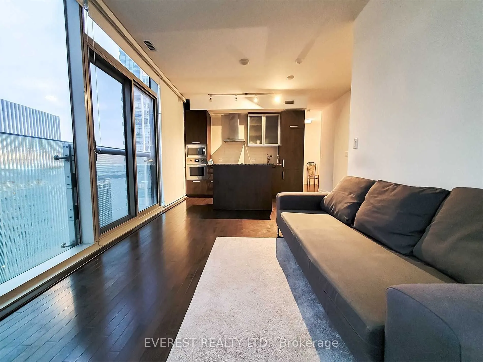 12 York Street, #4110