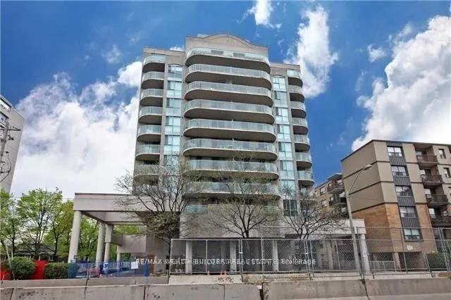 398 Eglinton Avenue E, #107