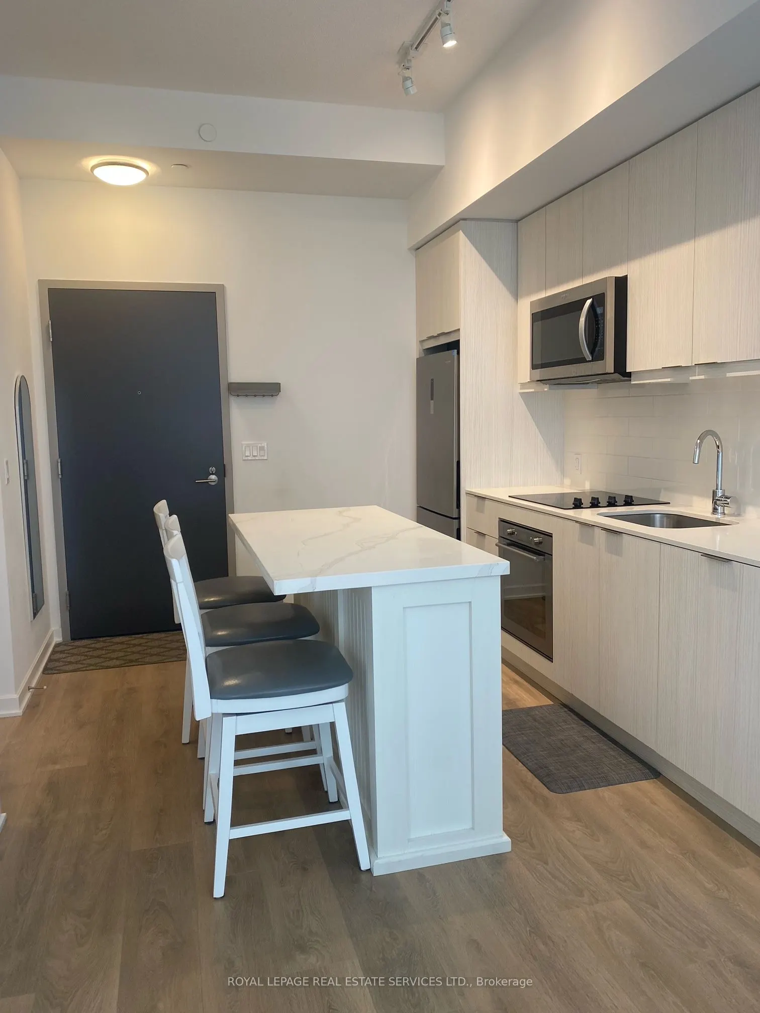 38 Forest Manor Road, #318