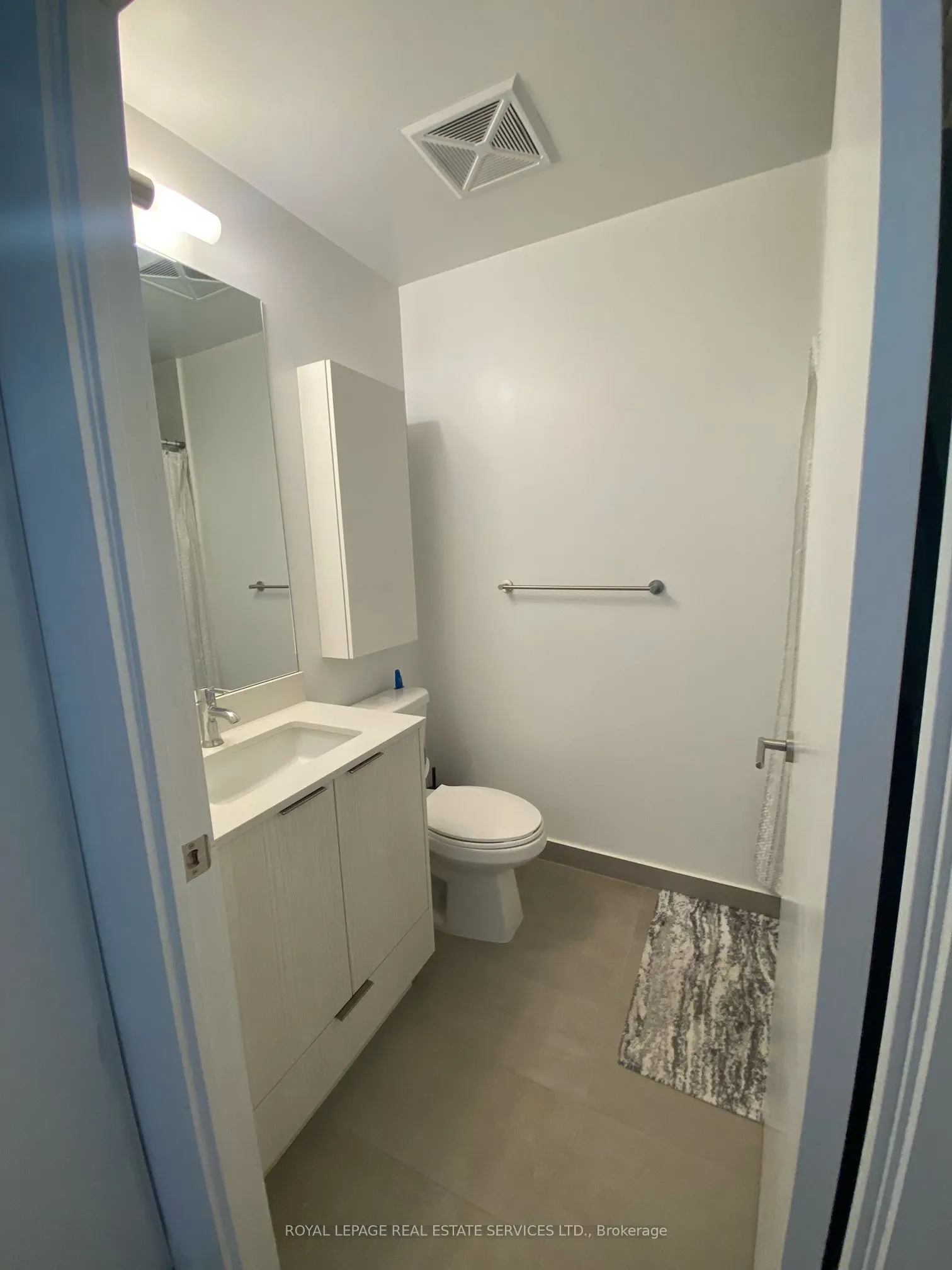 38 Forest Manor Road, #318