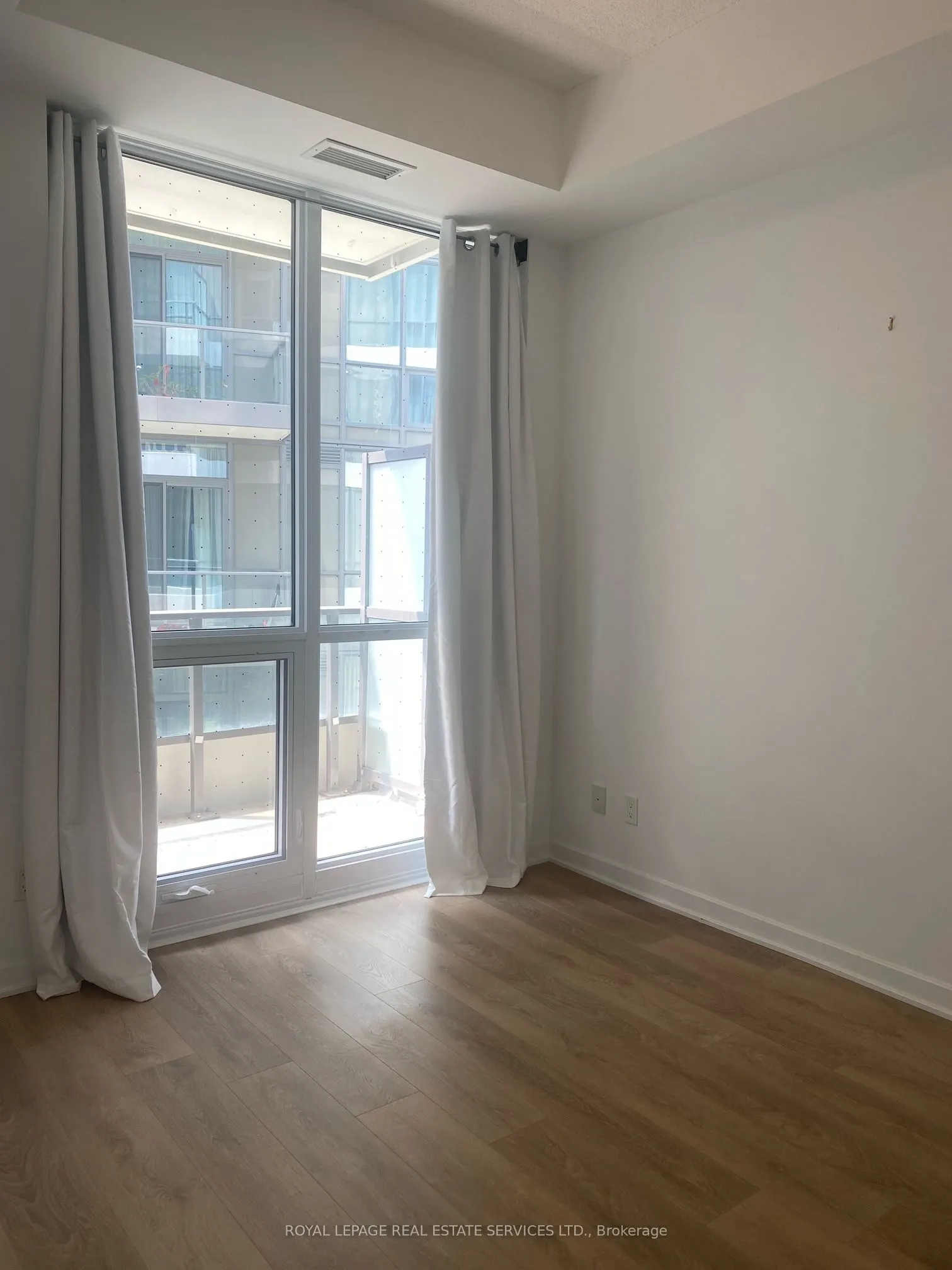 38 Forest Manor Road, #318