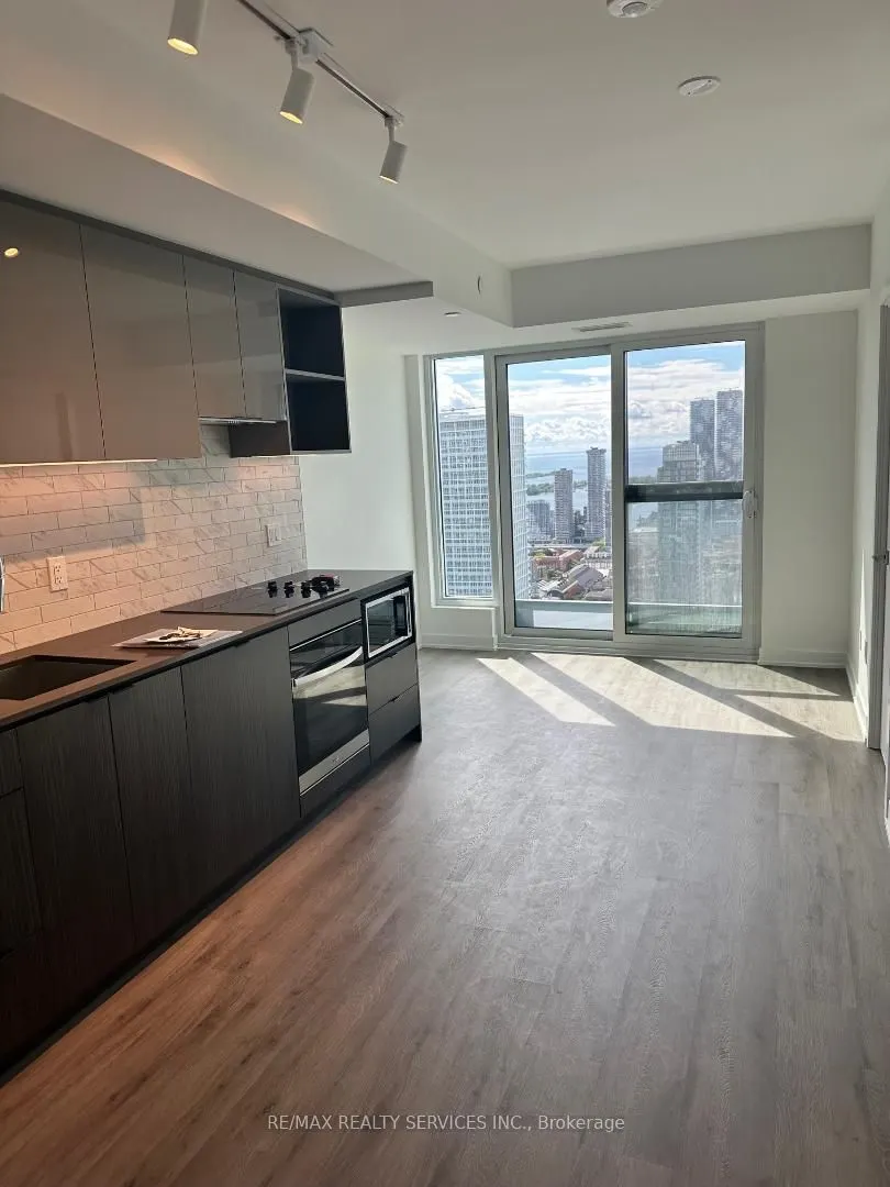 252 Church Street, #5612