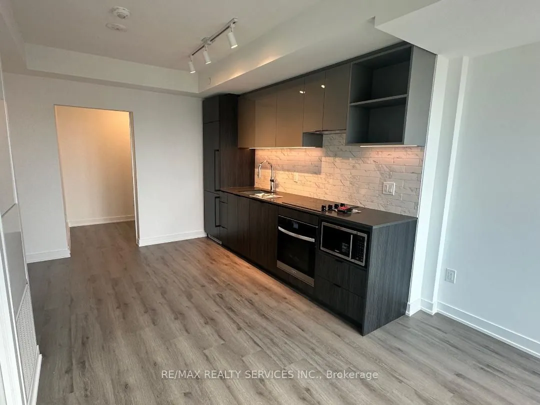 252 Church Street, #5612