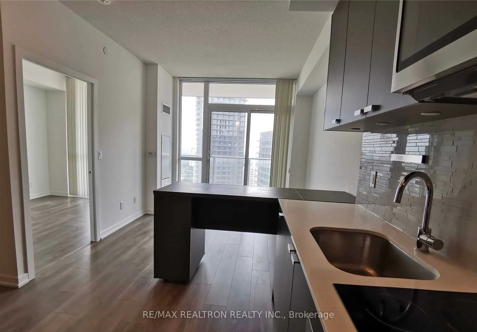 56 Forest Manor Road, #1903