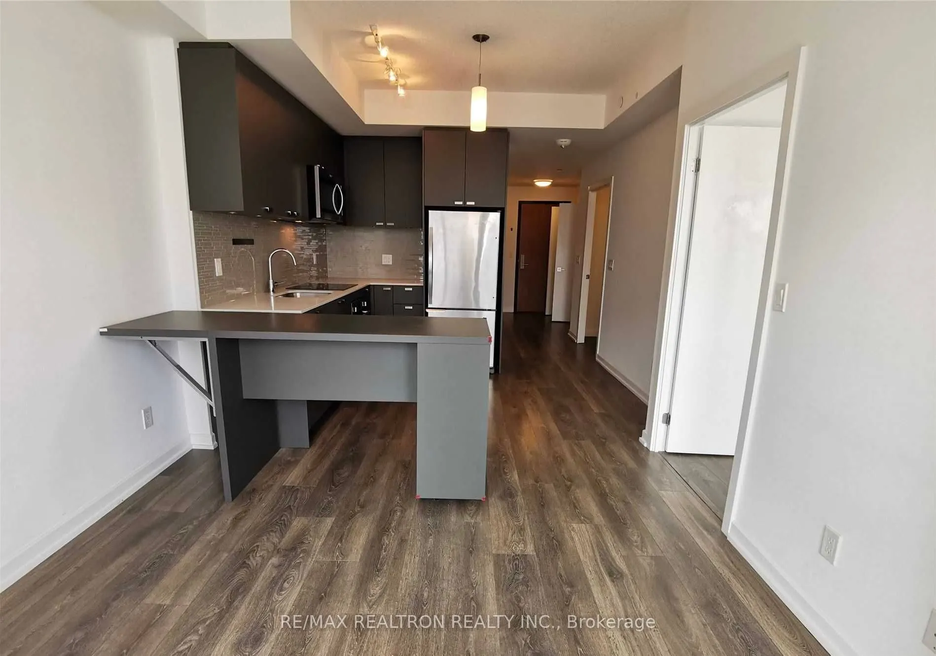56 Forest Manor Road, #1903