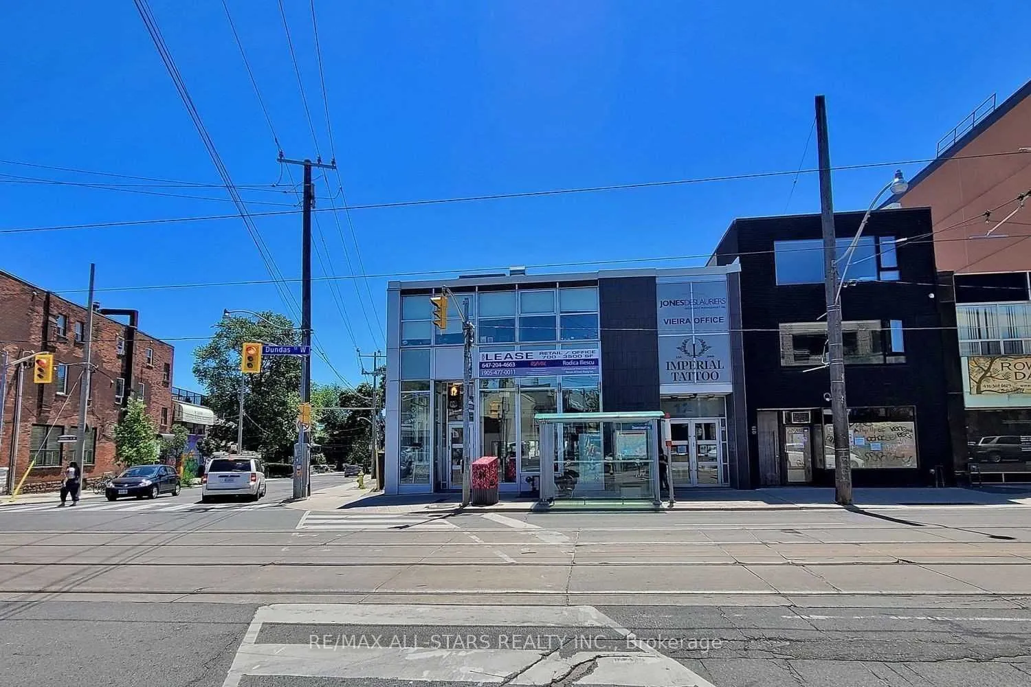 1269 Dundas Street W, #200