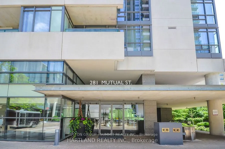 281 Mutual Street N, #1706