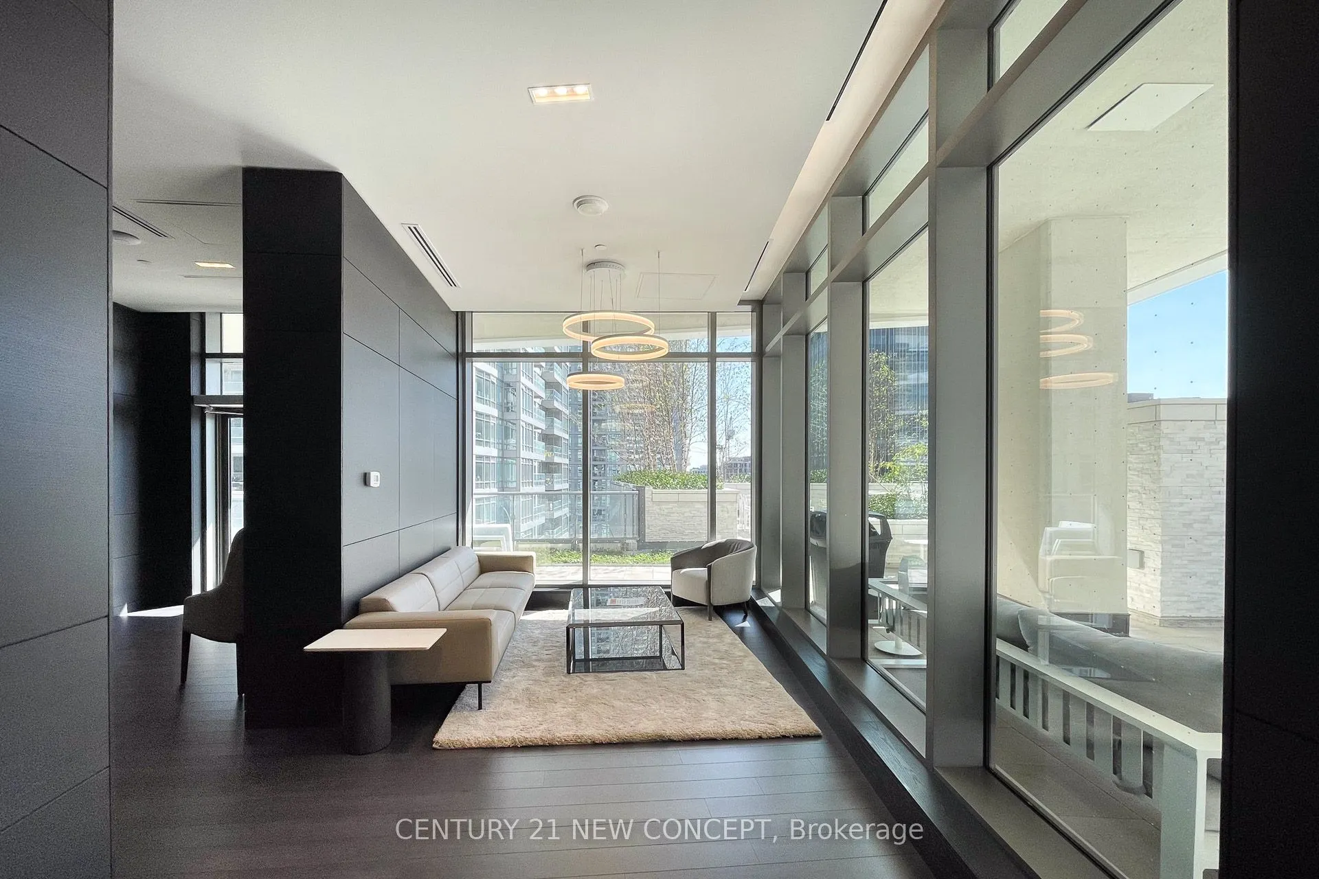 2221 Yonge Street, #3906