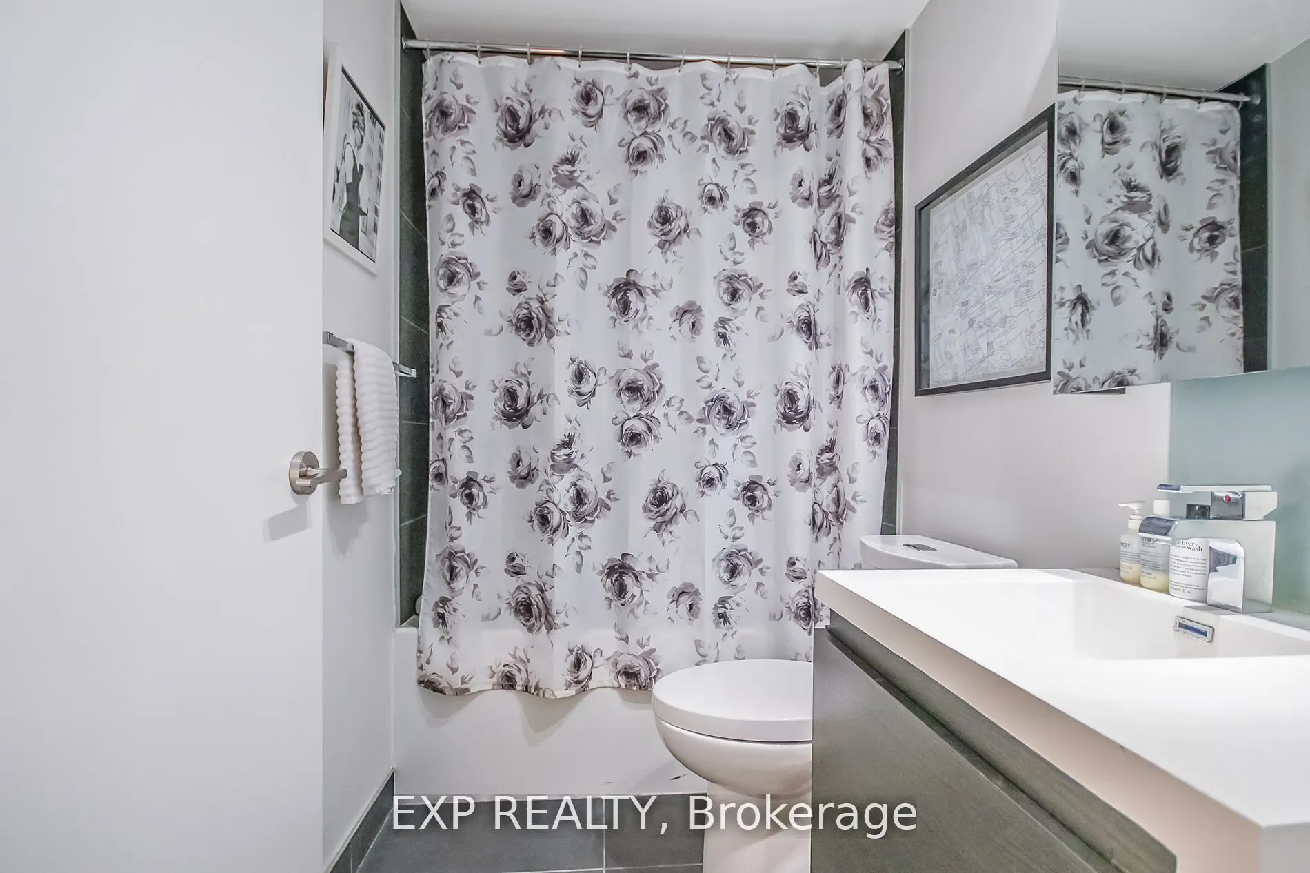 1030 King Street W, #1119