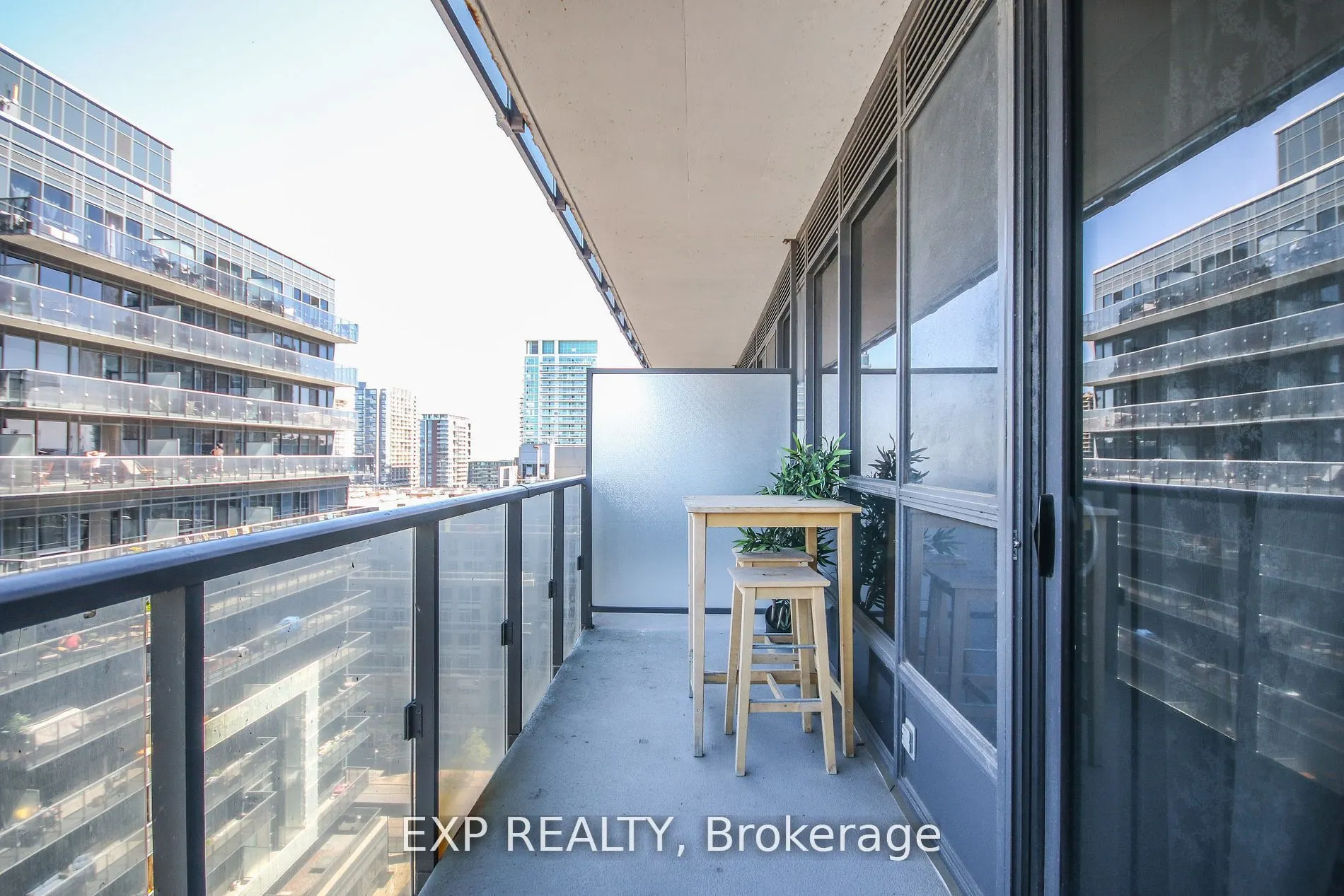 1030 King Street W, #1119
