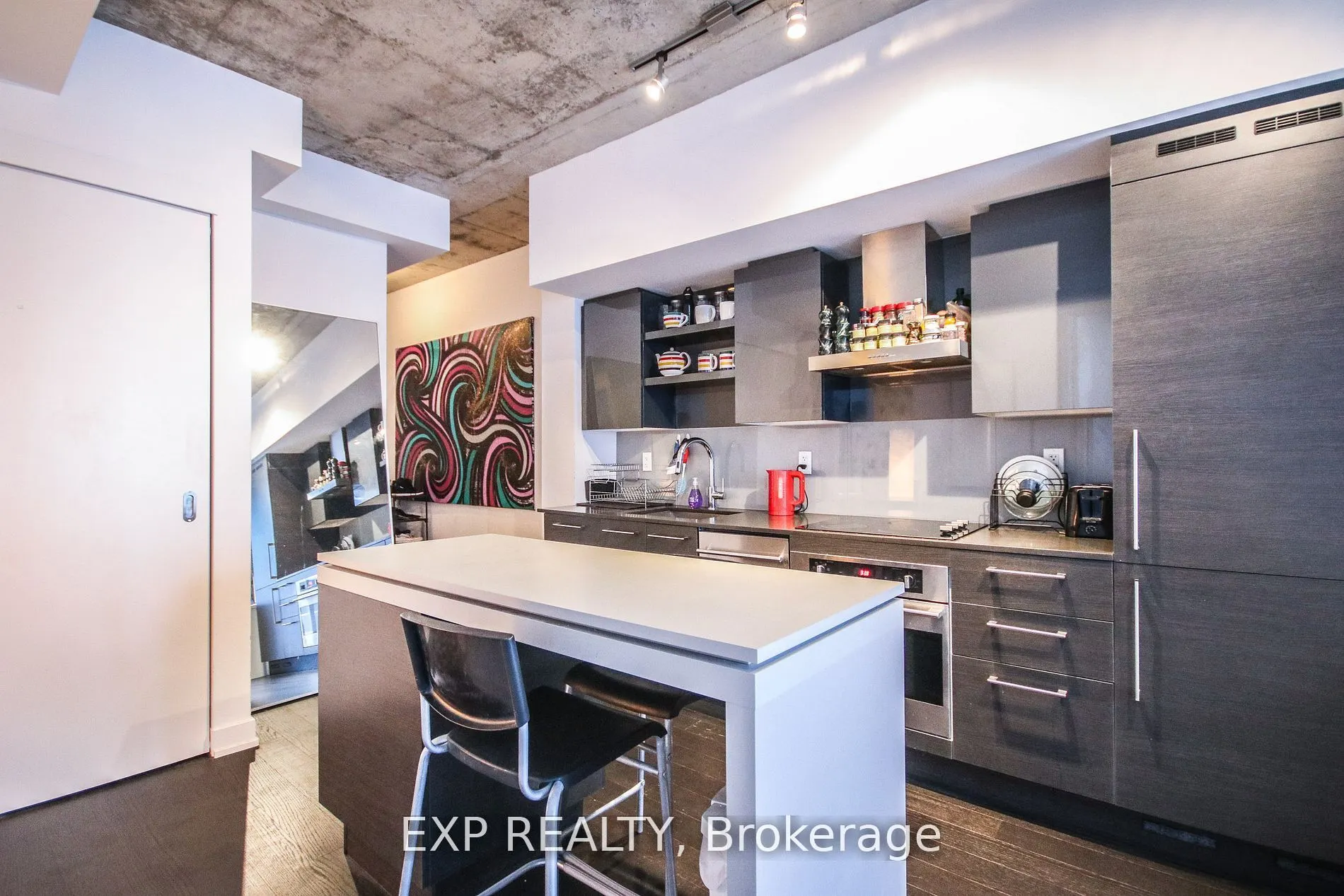 1030 King Street W, #1119