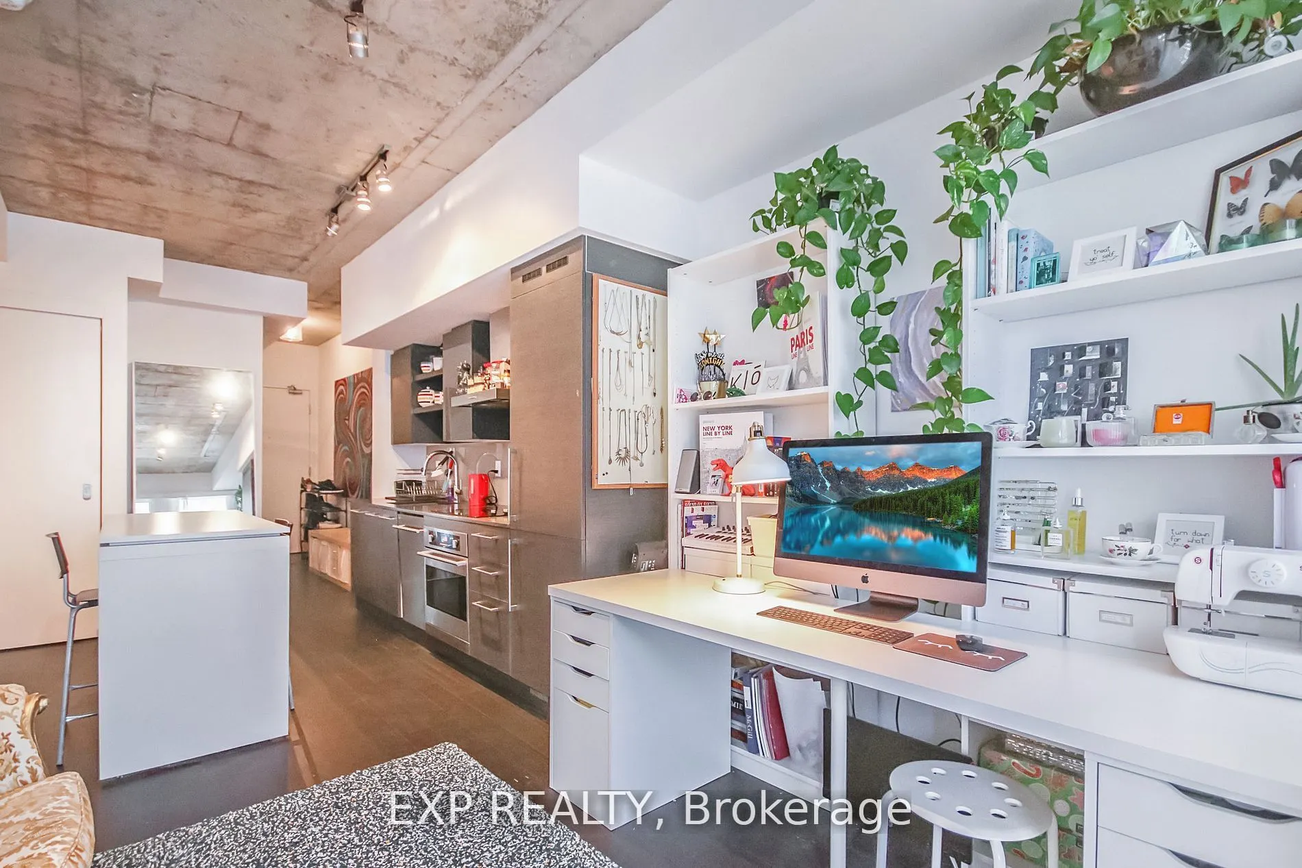 1030 King Street W, #1119