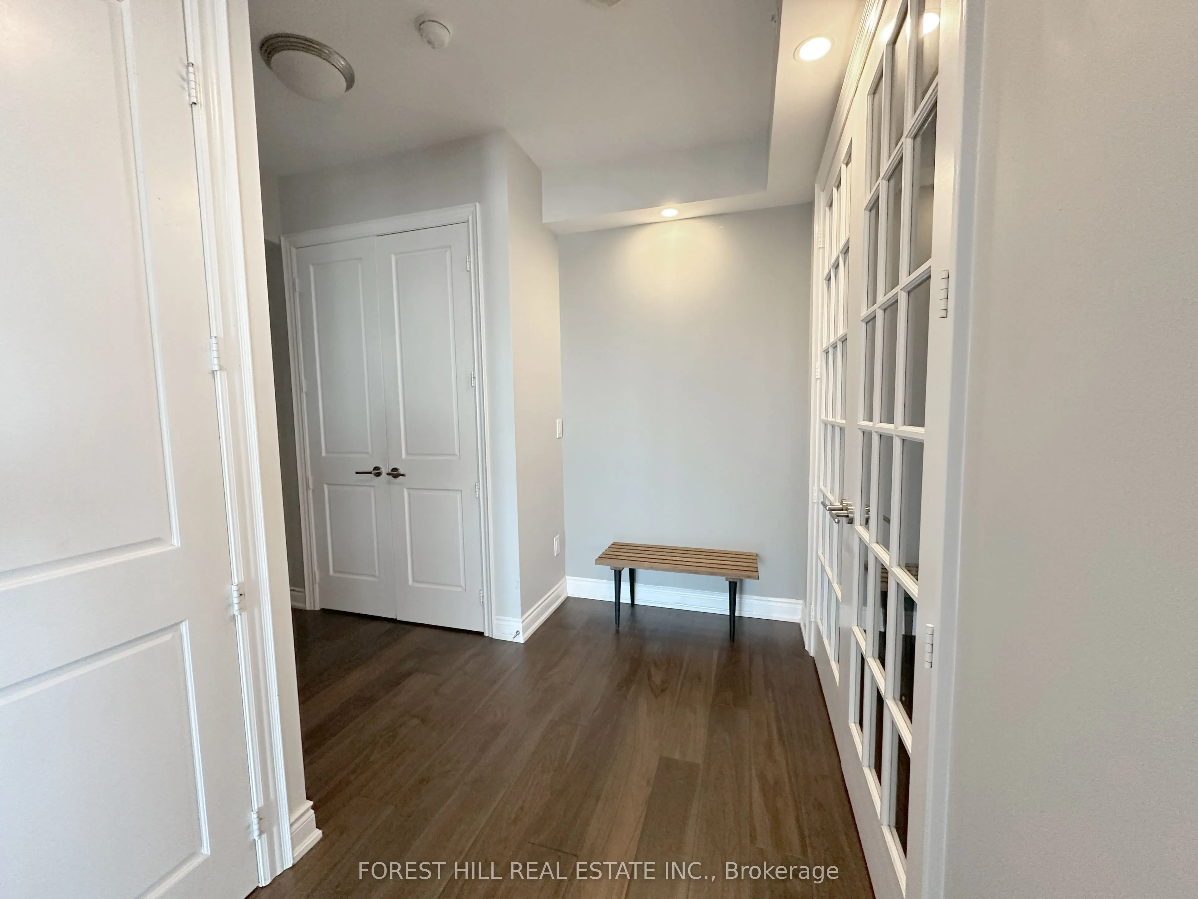 388 Yonge Street, #6410