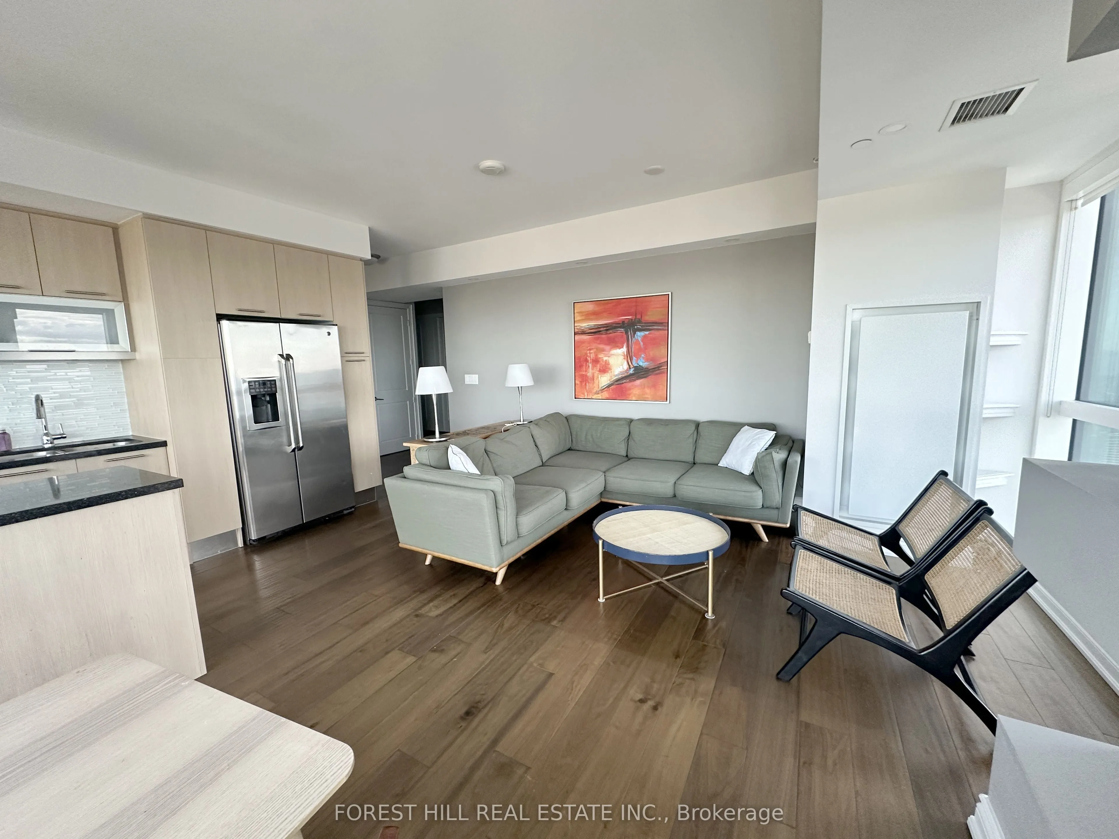 388 Yonge Street, #6410