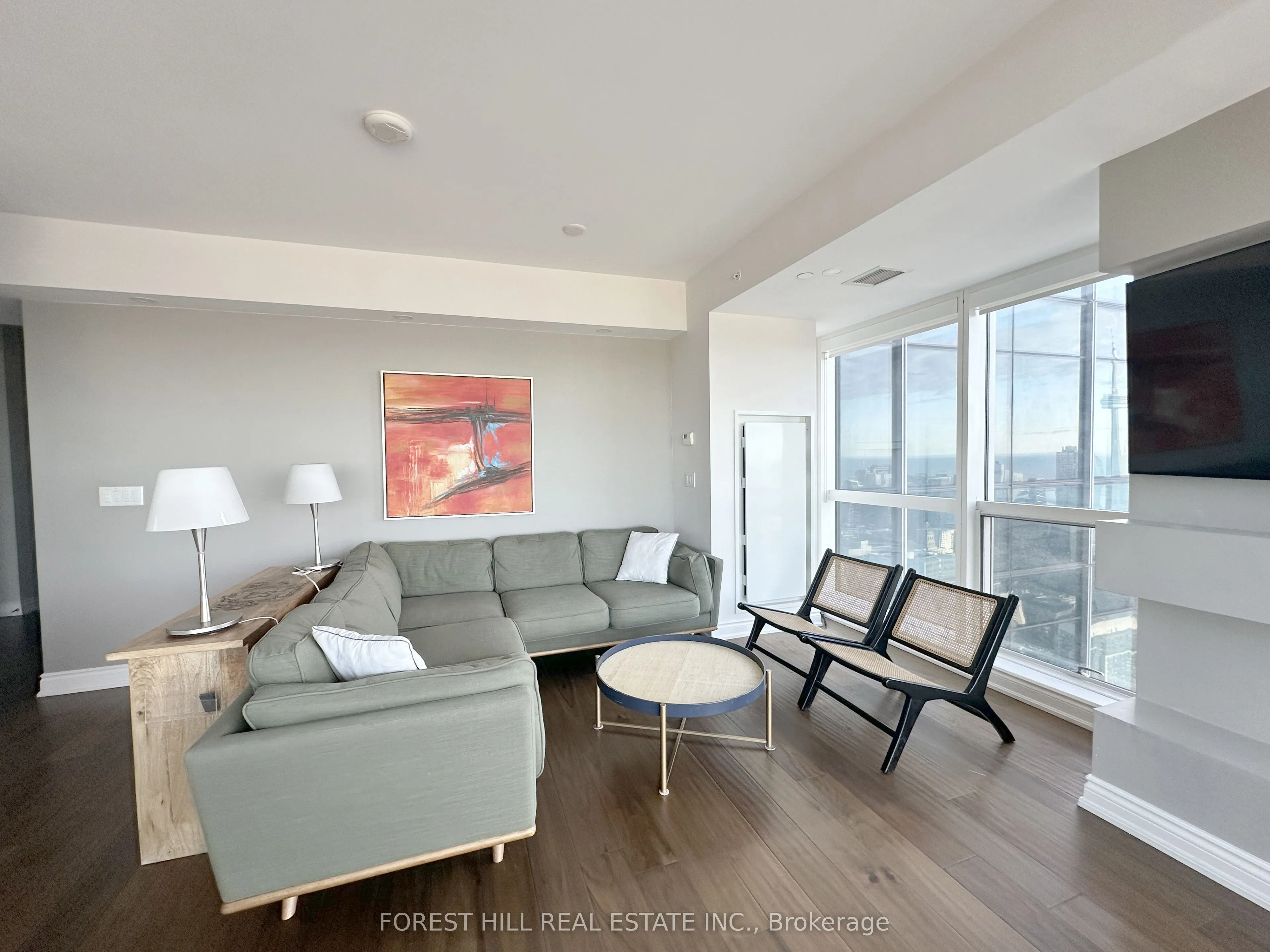 388 Yonge Street, #6410