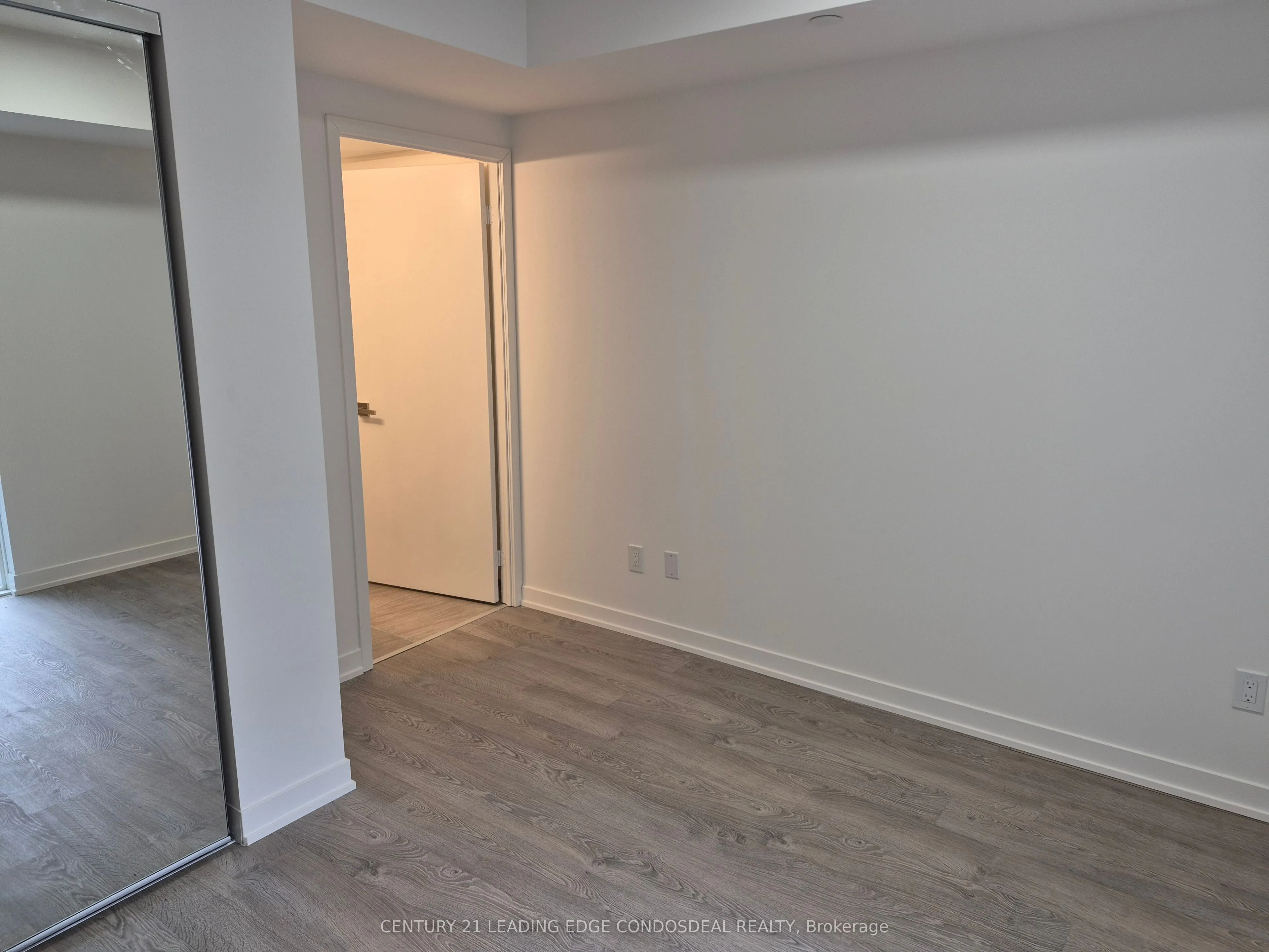 500 Wilson Avenue, #425