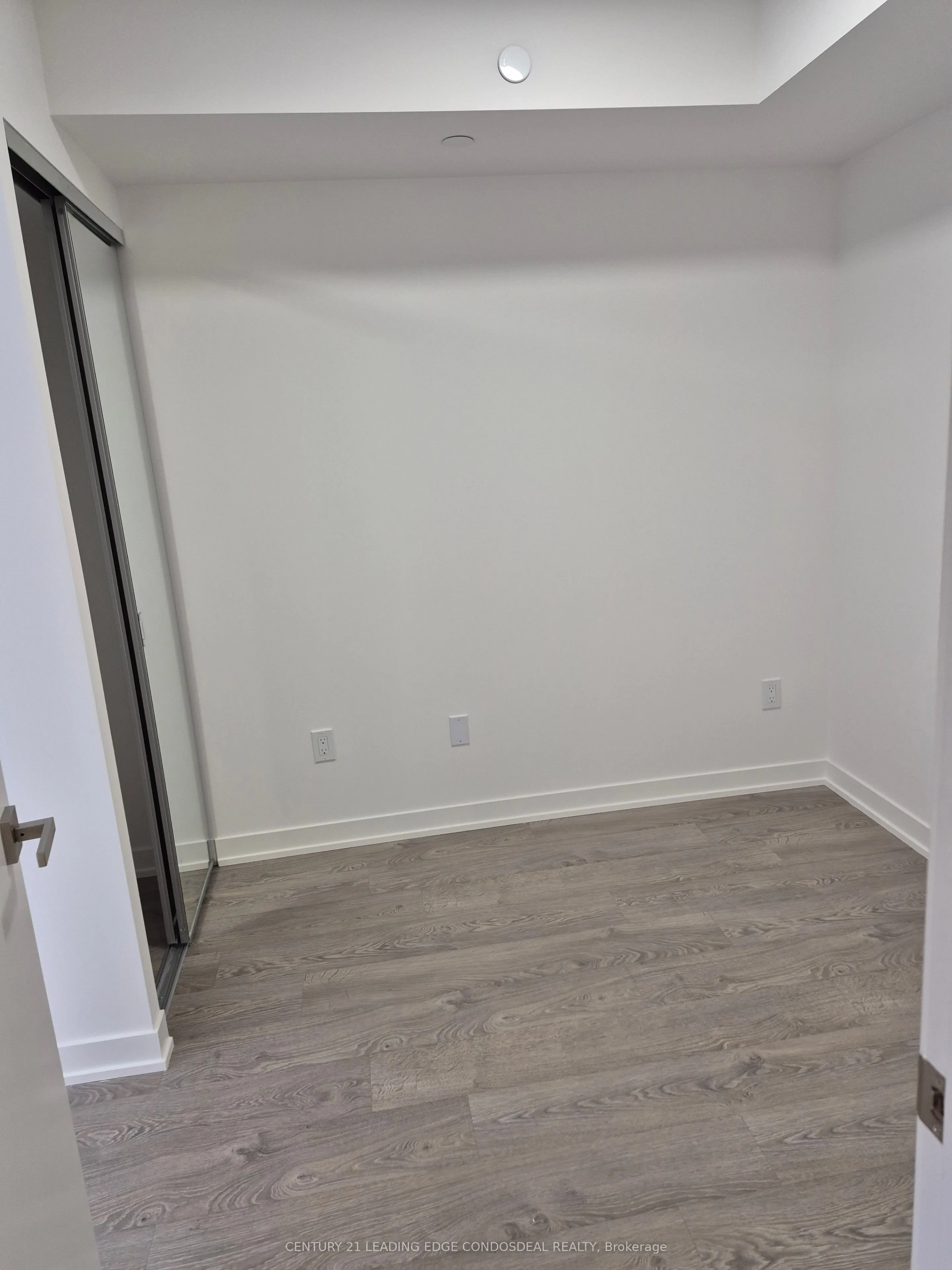 500 Wilson Avenue, #425