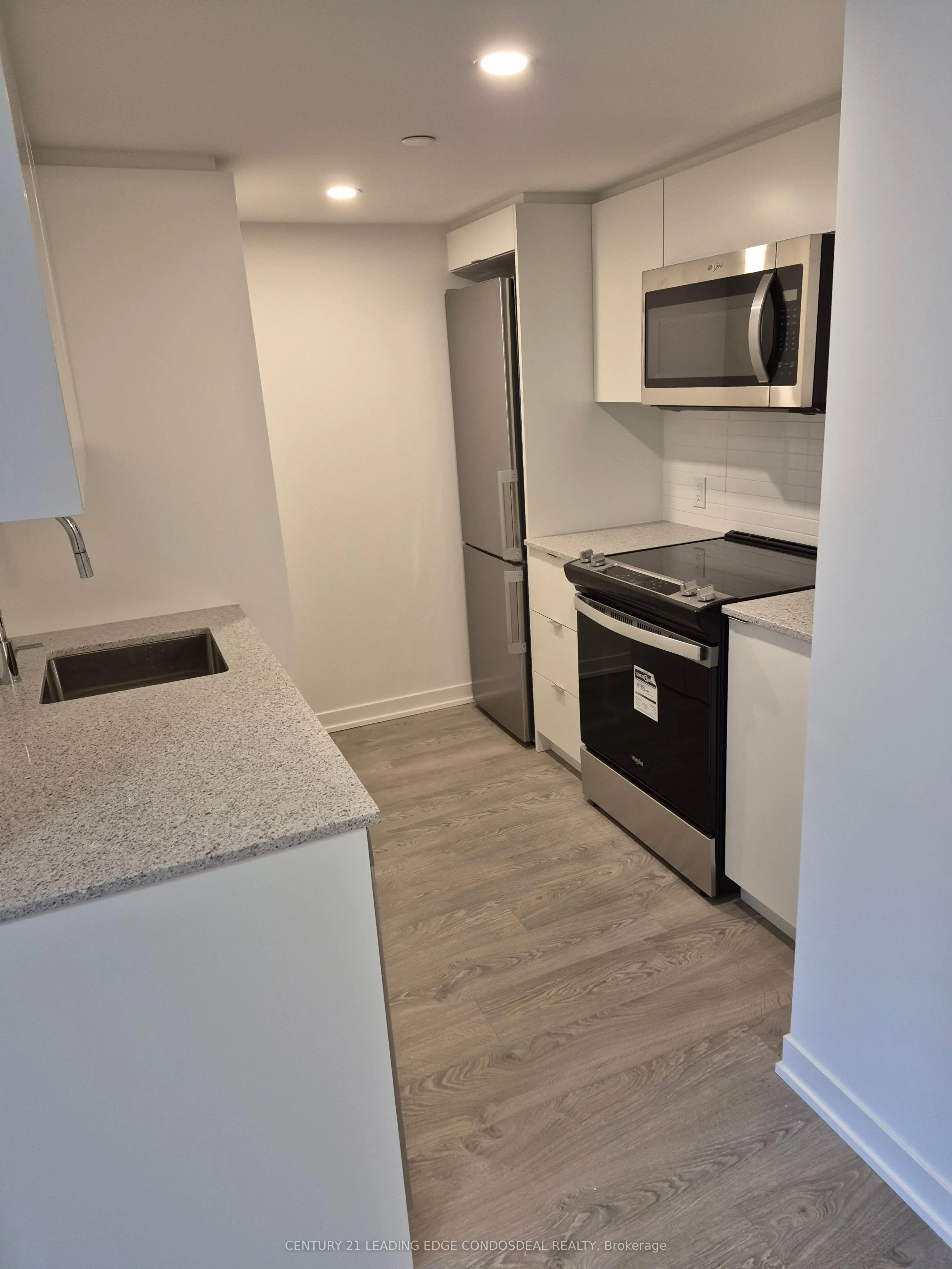 500 Wilson Avenue, #425