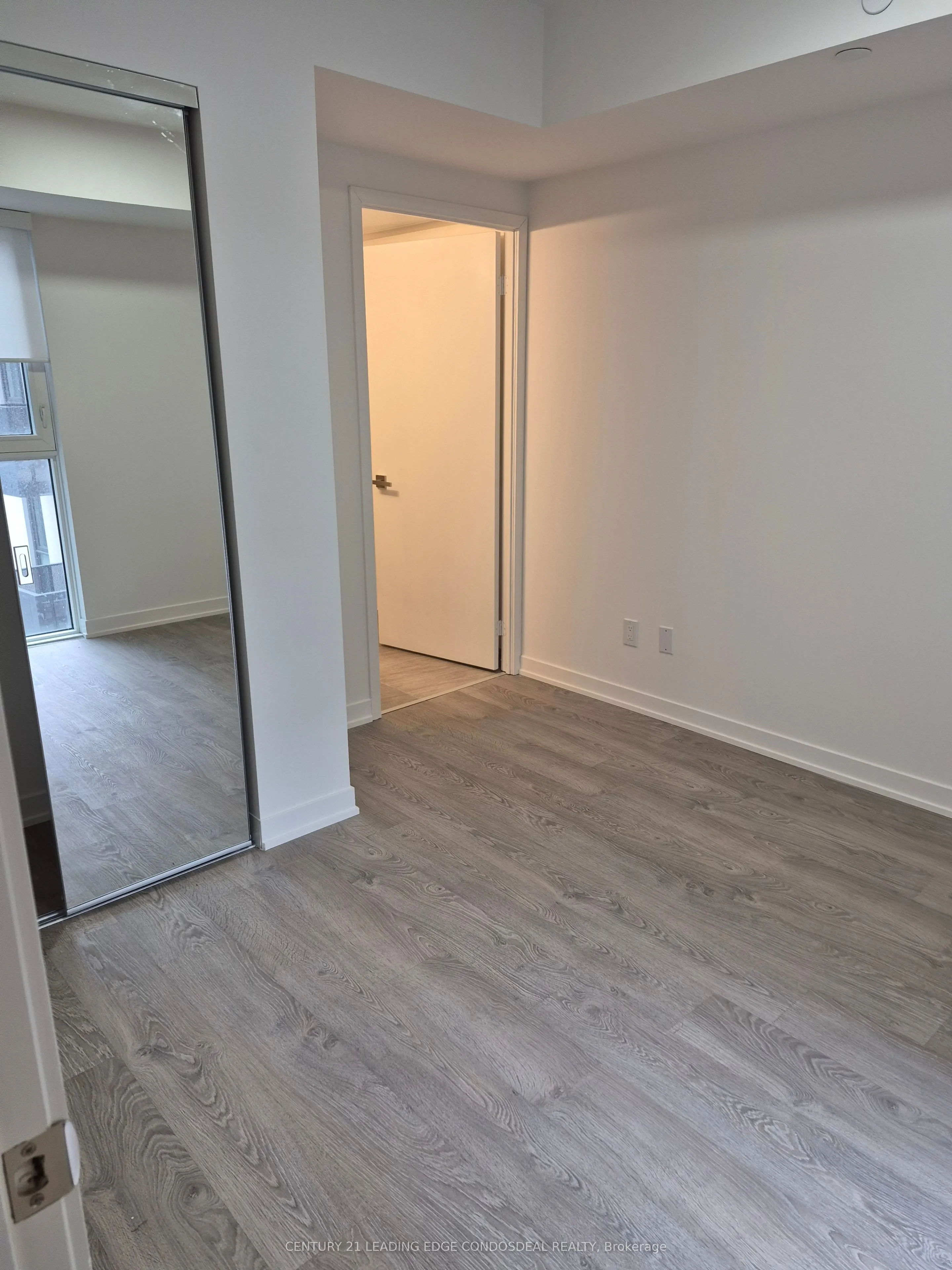 500 Wilson Avenue, #425