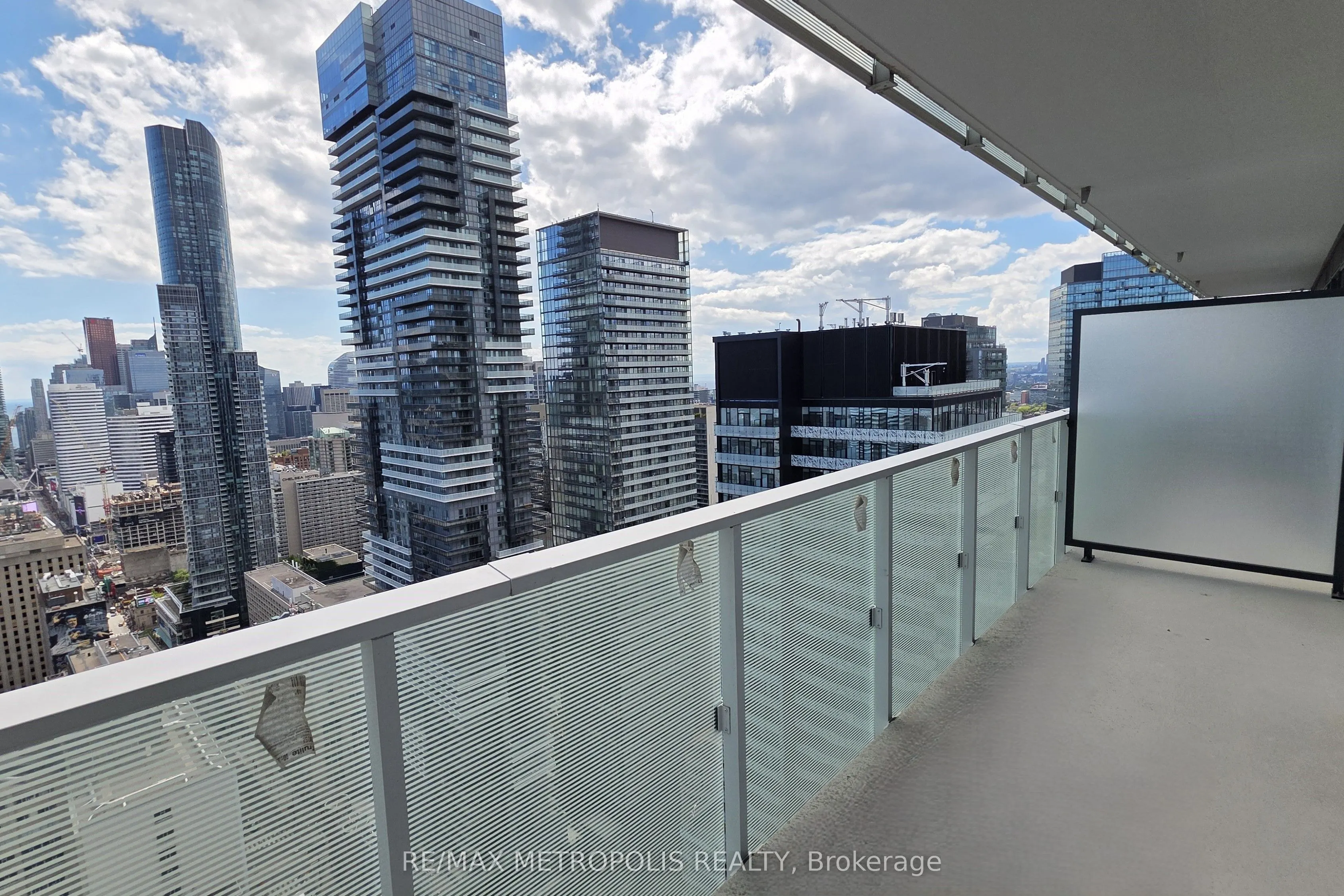 501 Yonge Street, #4110