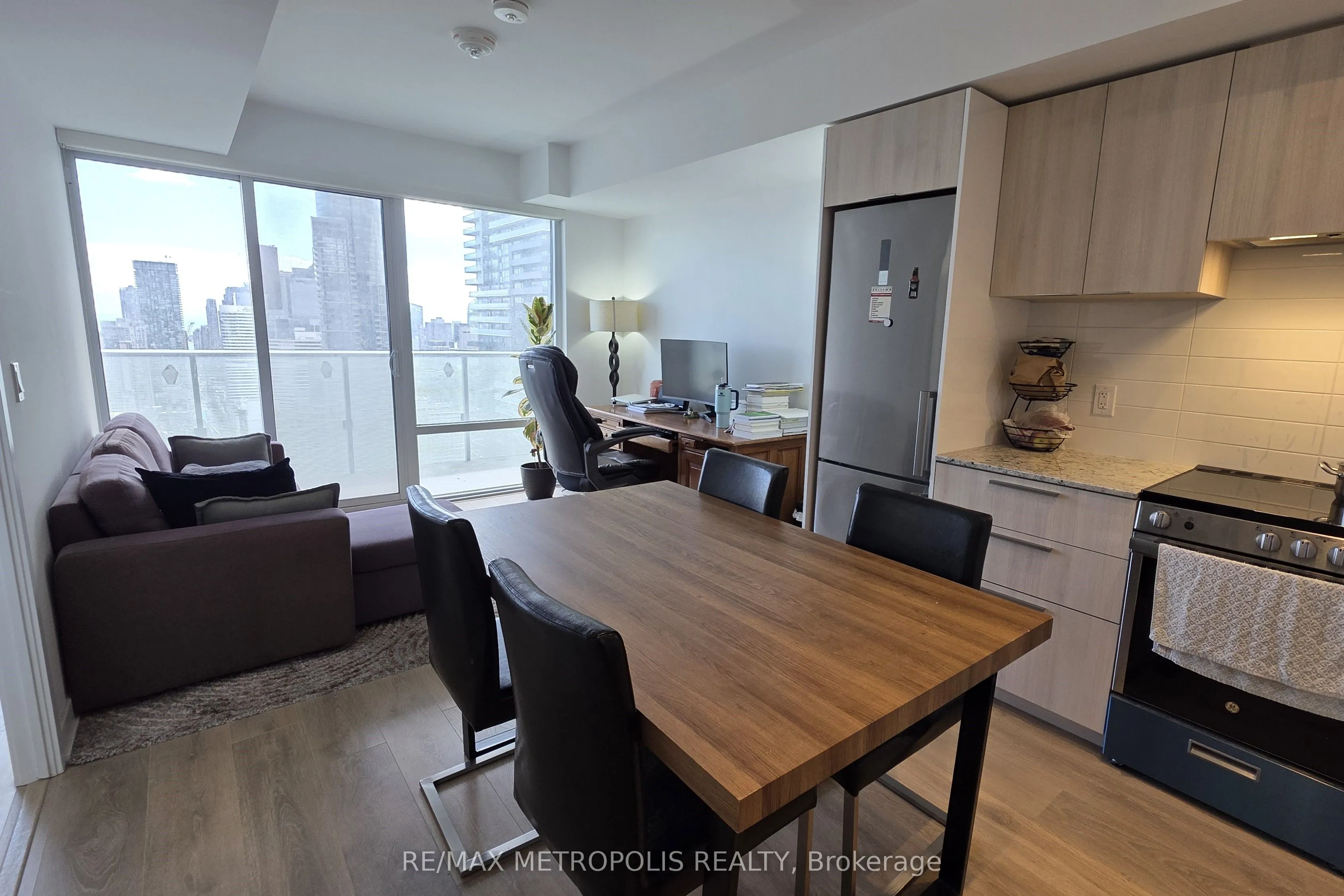 501 Yonge Street, #4110