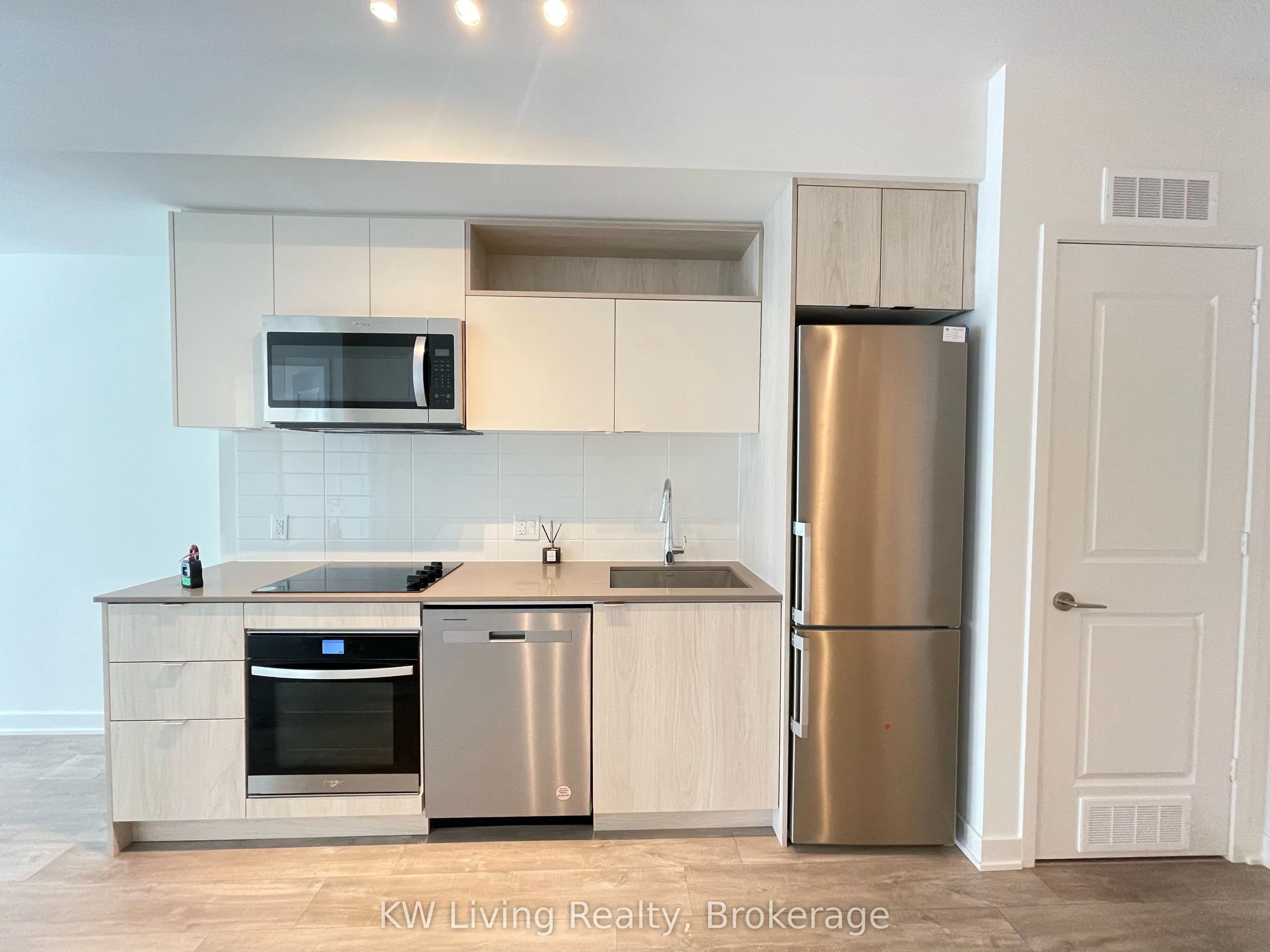 100 Dalhousie Street, #4111
