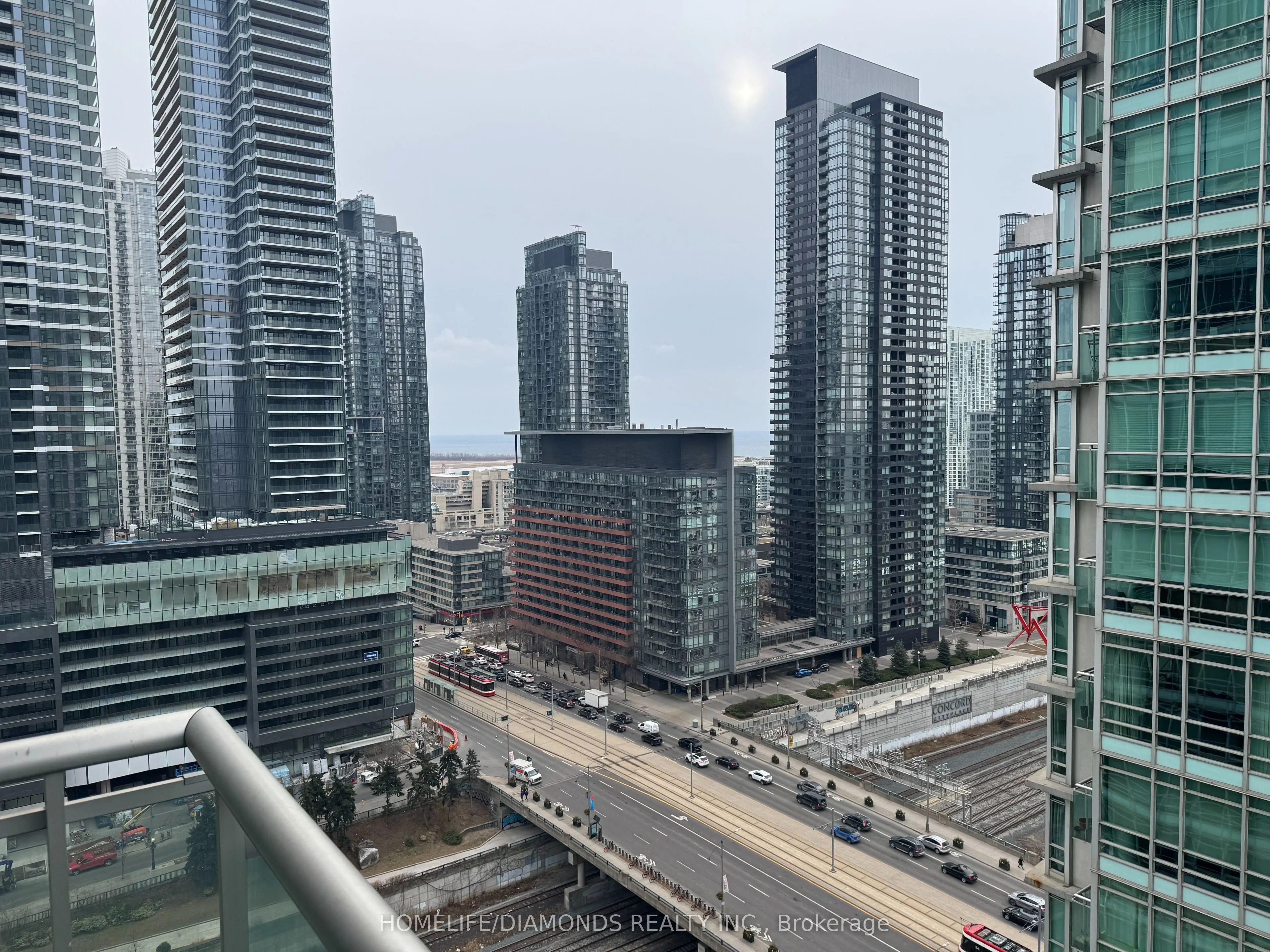 381 FRONT Street W, #2601