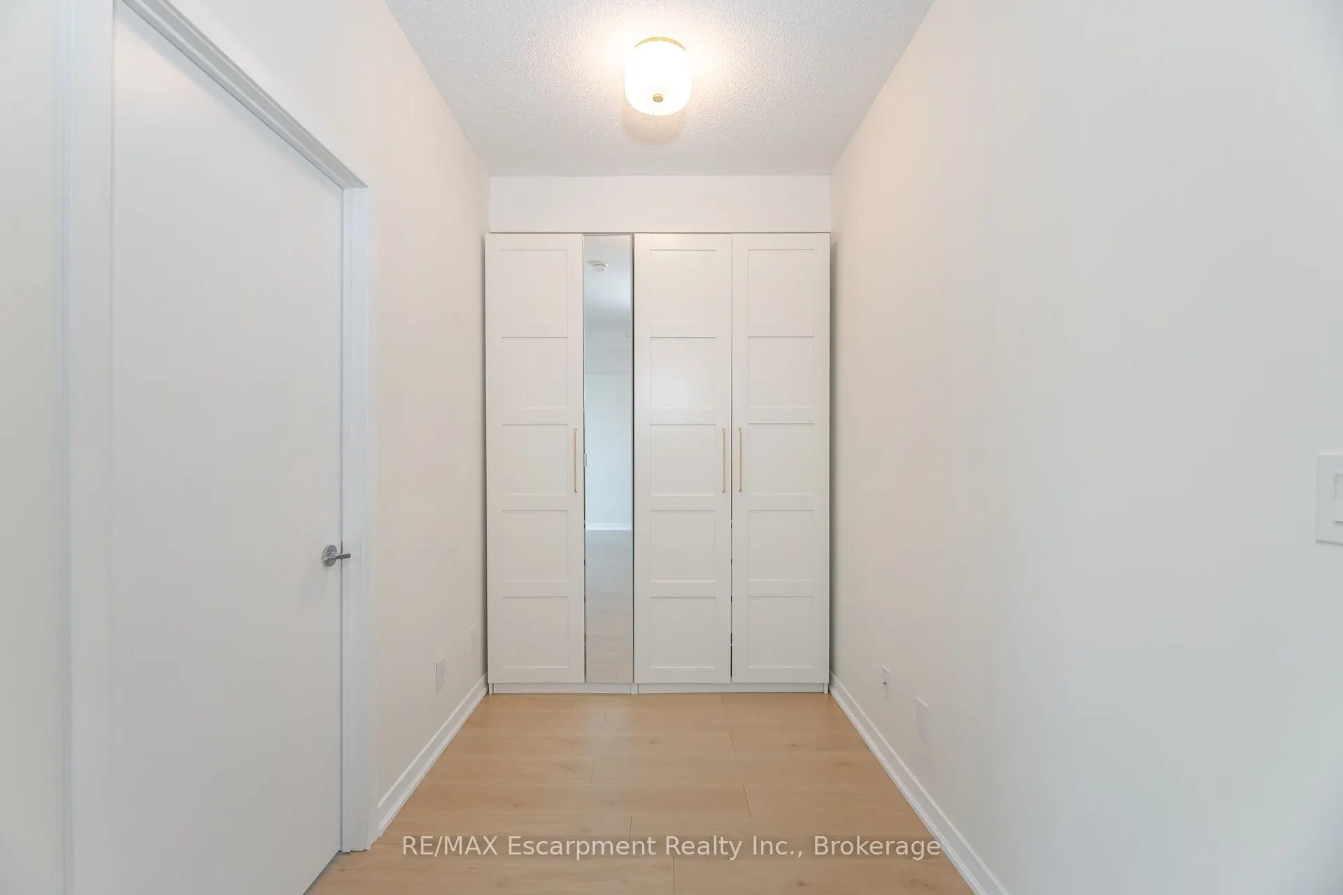 150 East Liberty Street, #2301