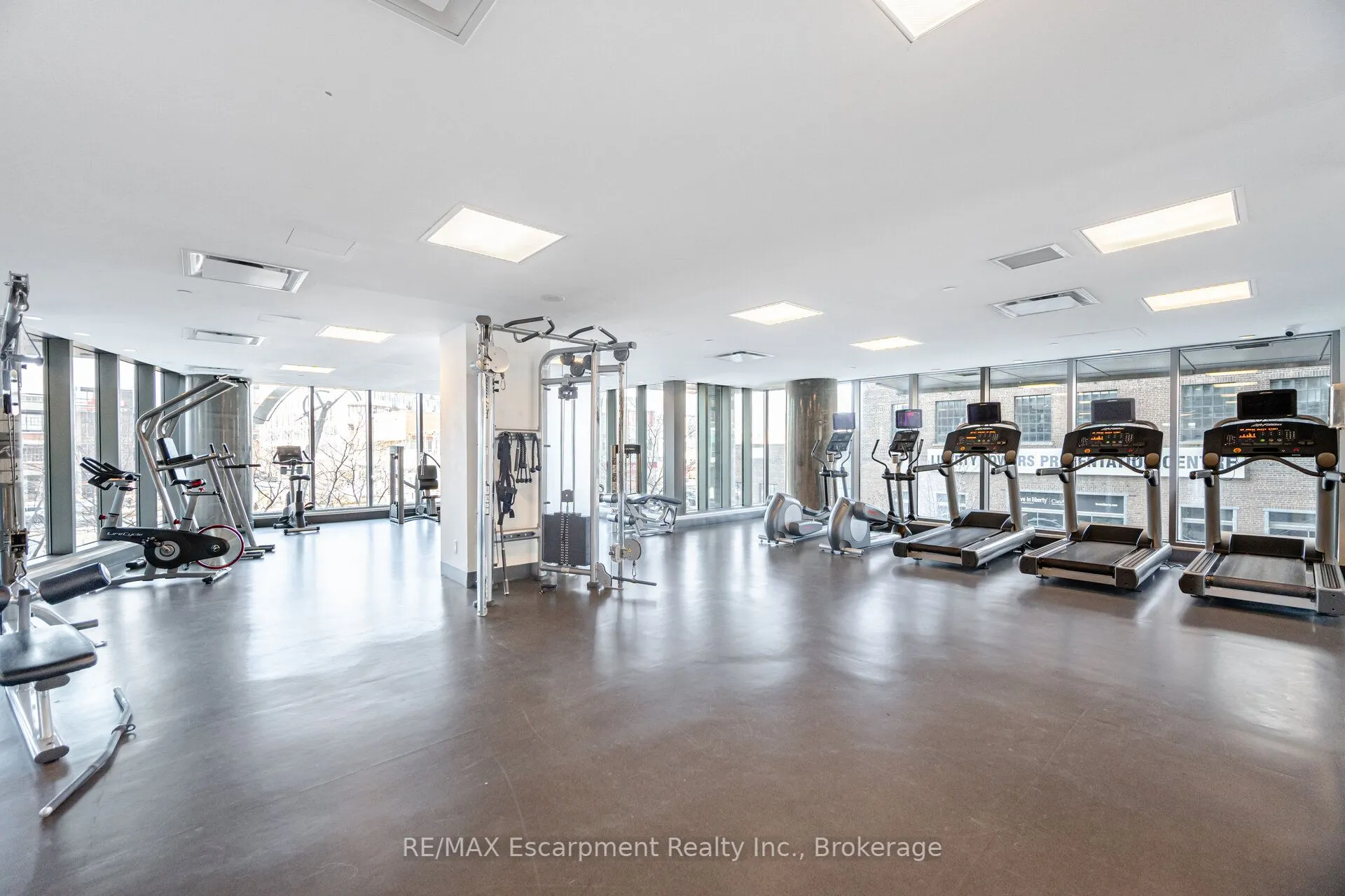 150 East Liberty Street, #2301