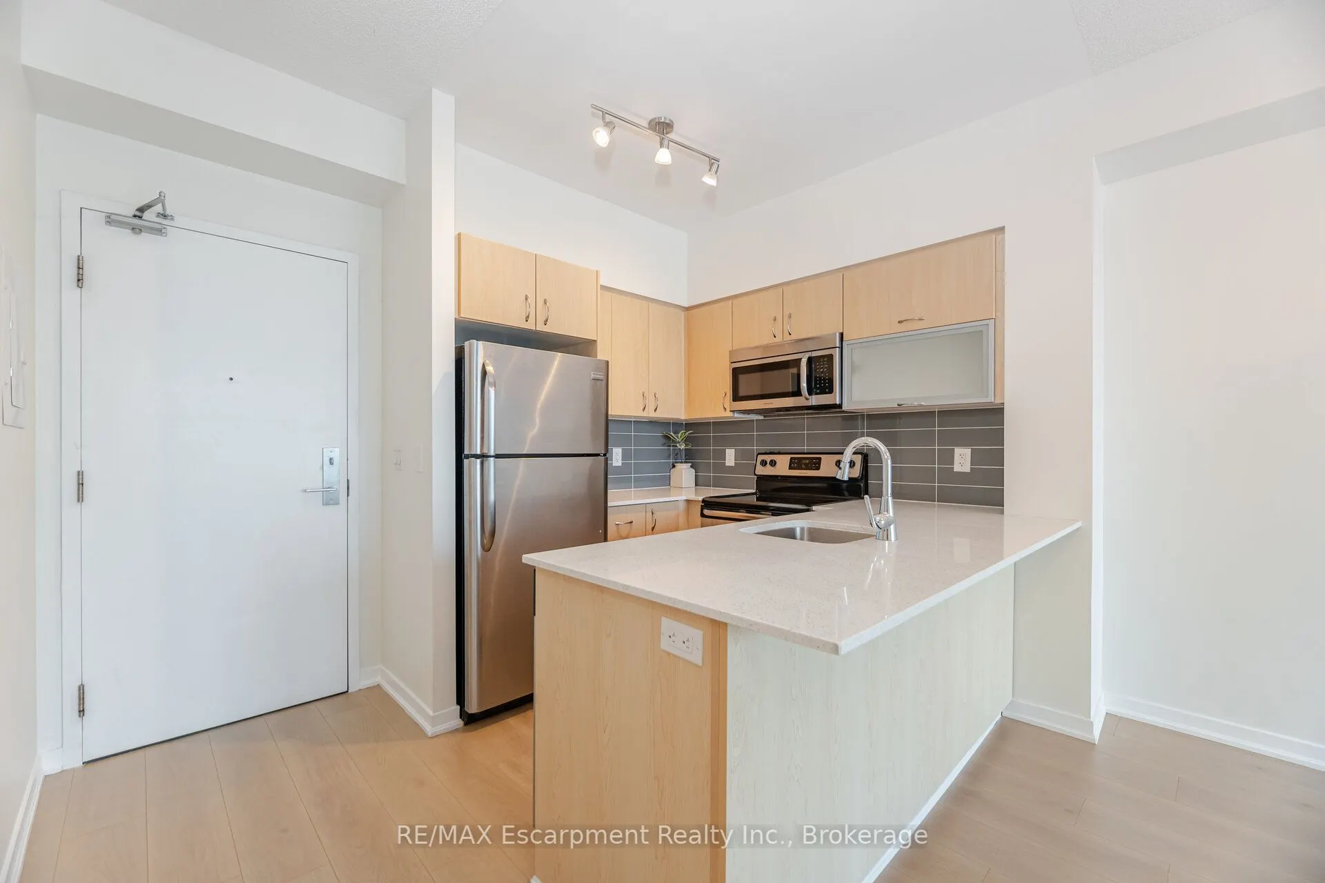 150 East Liberty Street, #2301