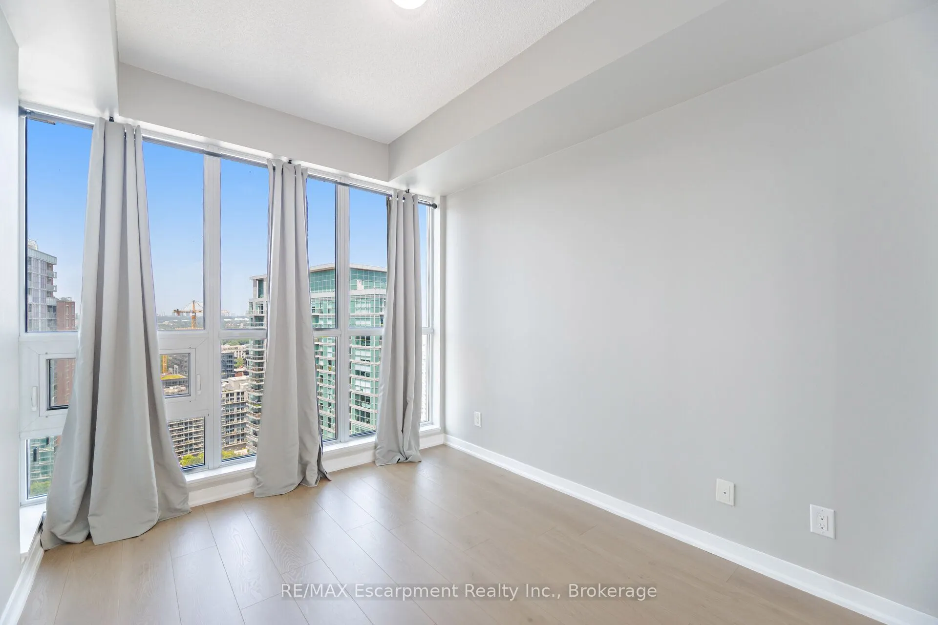 150 East Liberty Street, #2301