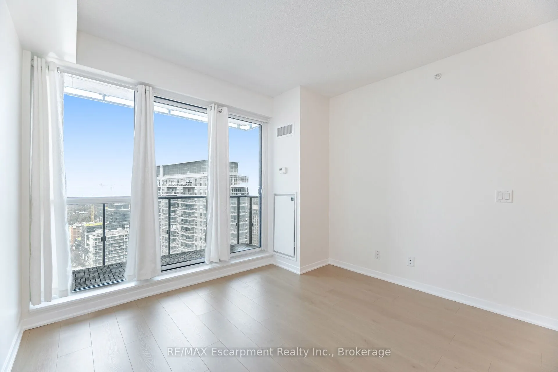 150 East Liberty Street, #2301