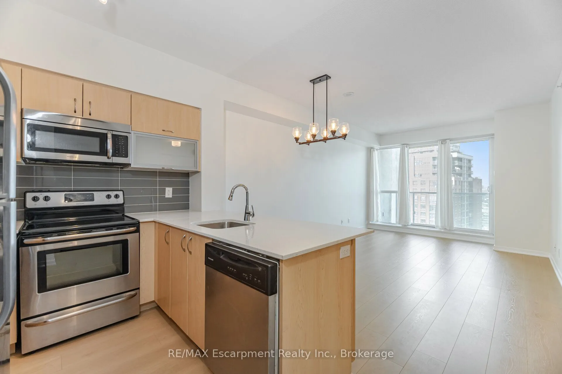 150 East Liberty Street, #2301