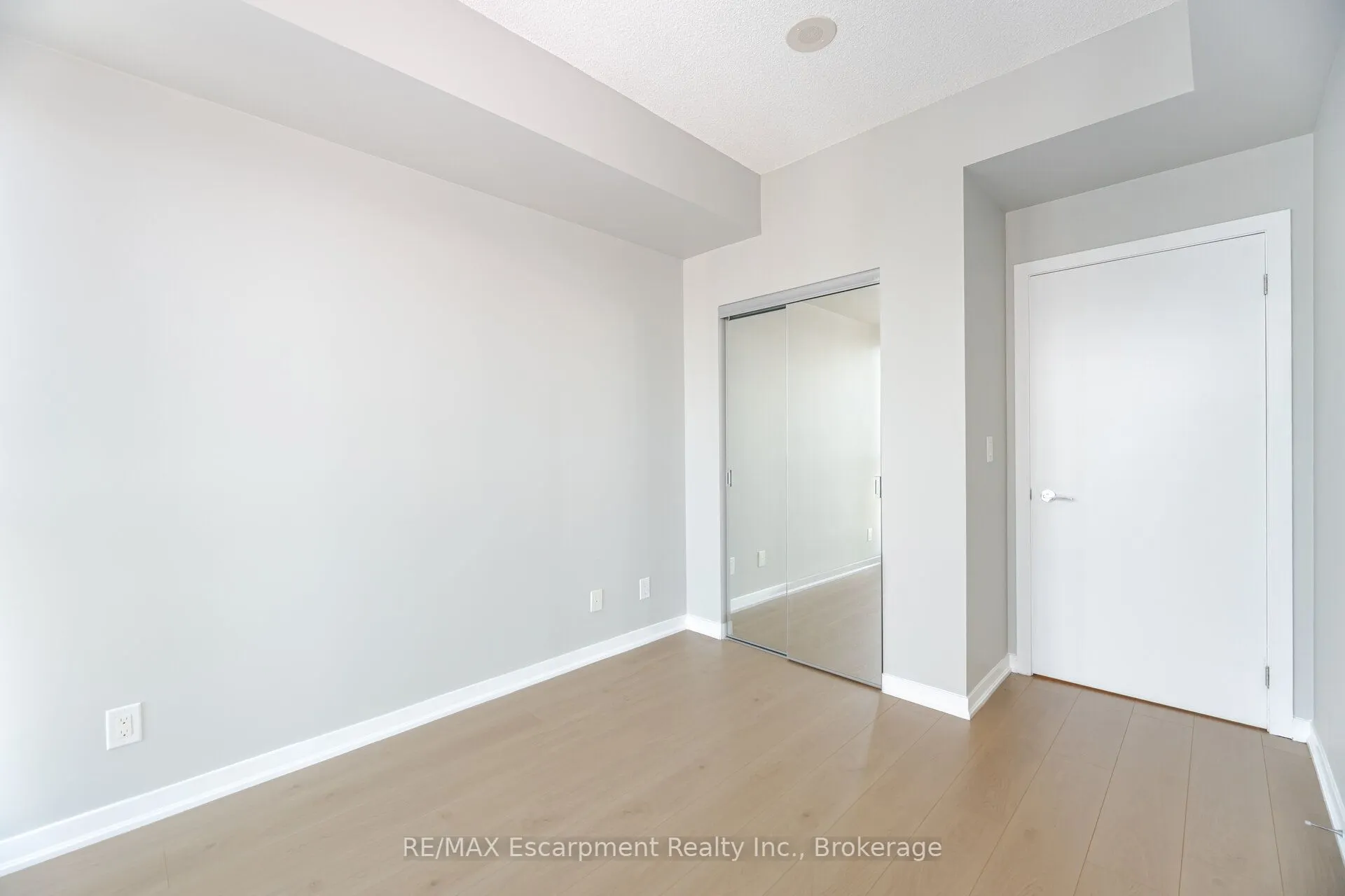 150 East Liberty Street, #2301