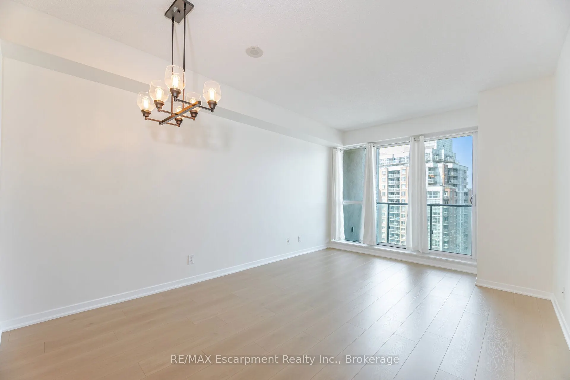 150 East Liberty Street, #2301