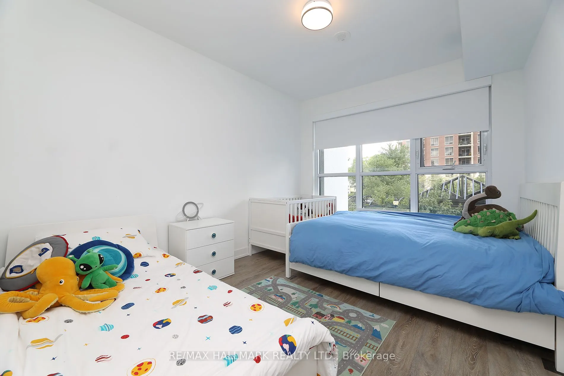 20 Inn on the Park Drive, #343