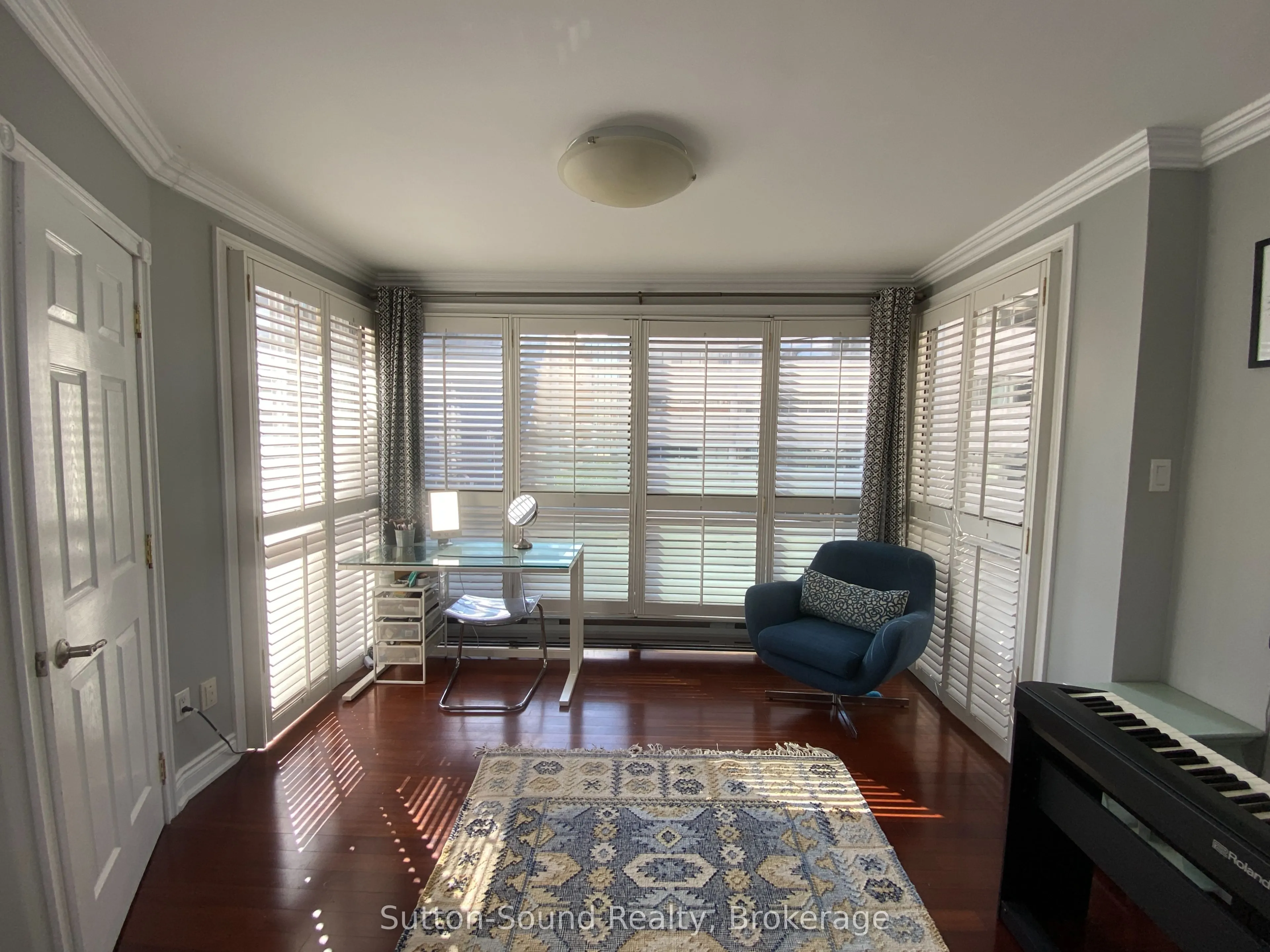 164 Cumberland Street, #606
