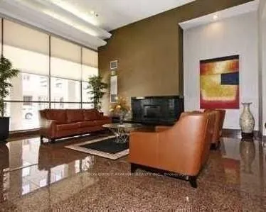 736 Bay Street, #1808