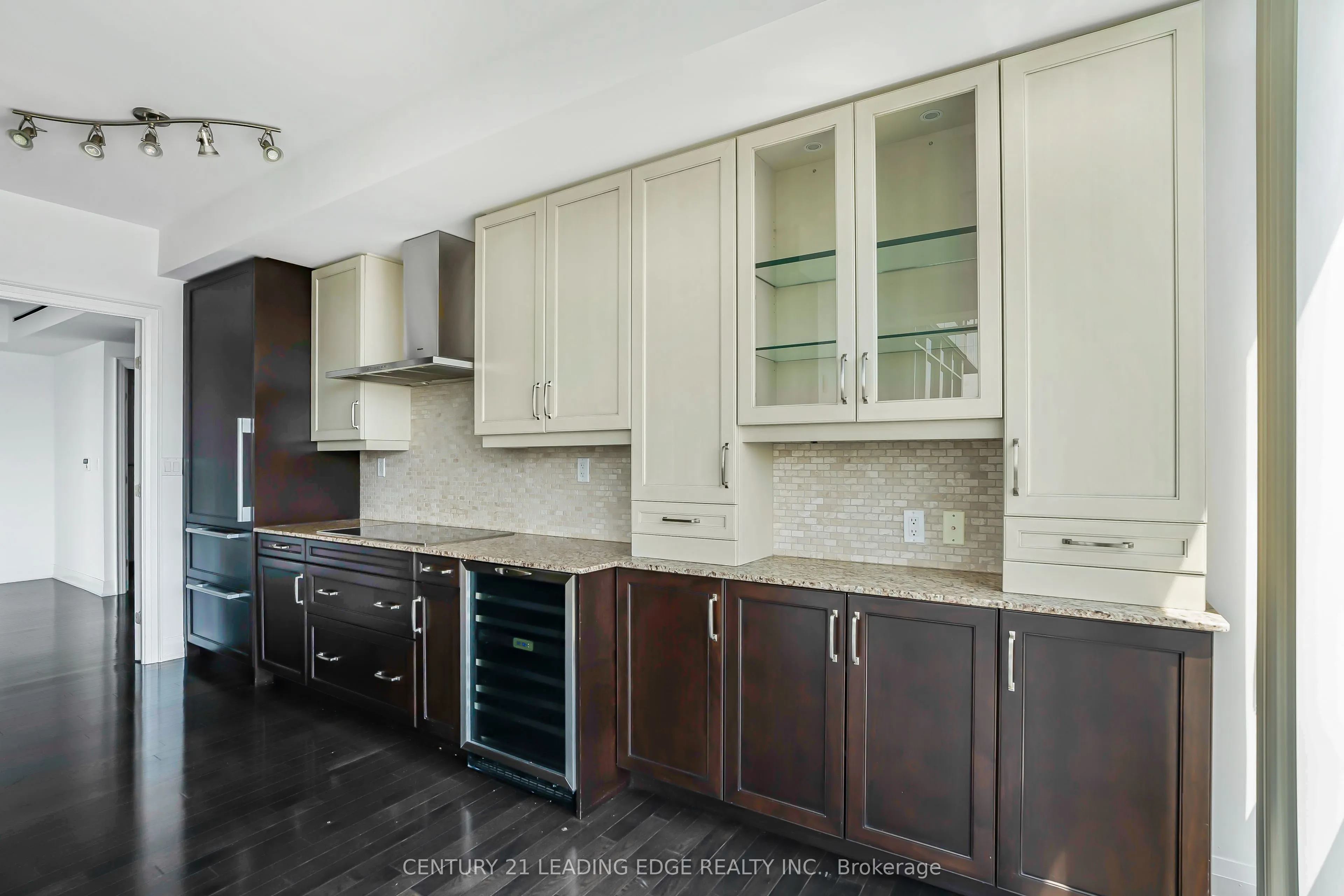 1 Bedford Road, #2302